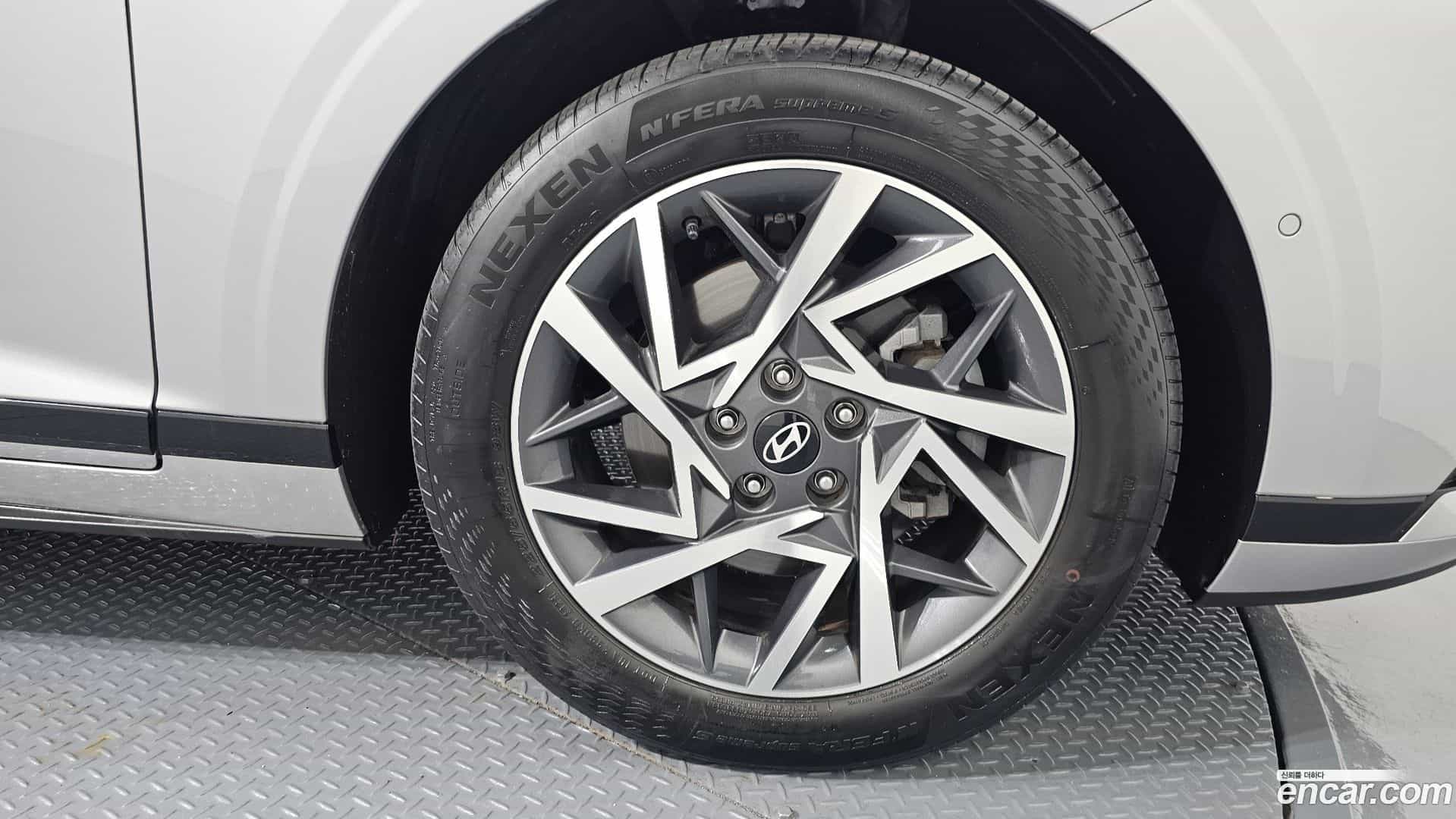 Grandeur Hyundai 2023.7-OUTER-031