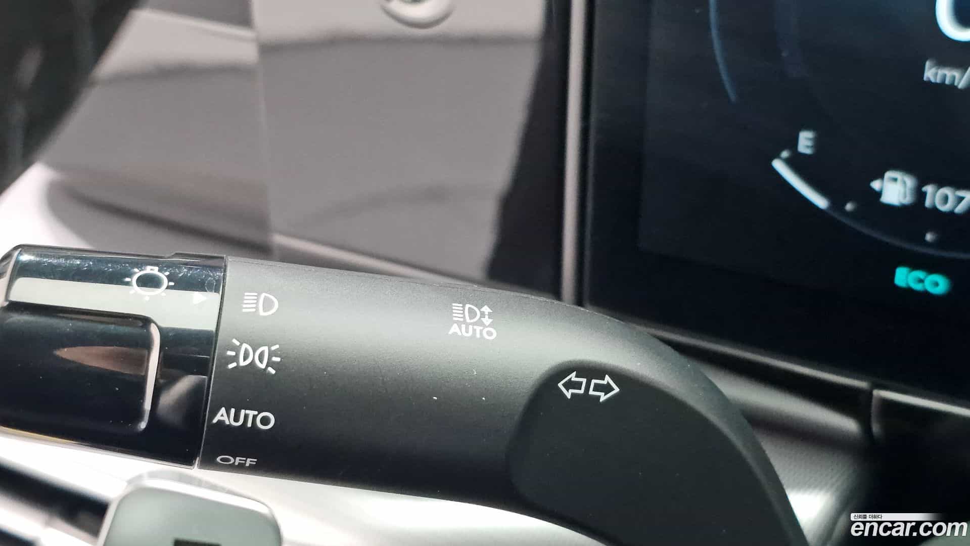 Grandeur Hyundai 2023.7-OPTION-042