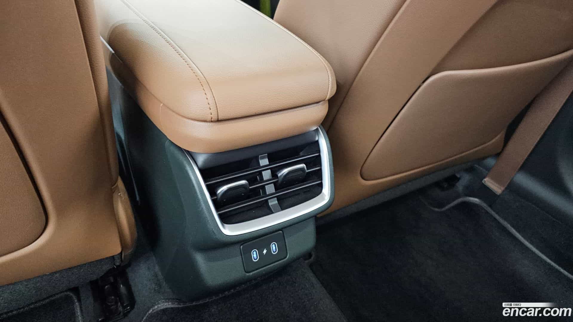 Grandeur Hyundai 2023.7-OPTION-043