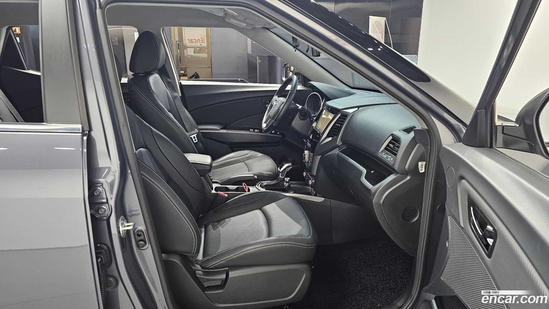 TIBOLI KG Mobility 2018.10-INNER-036