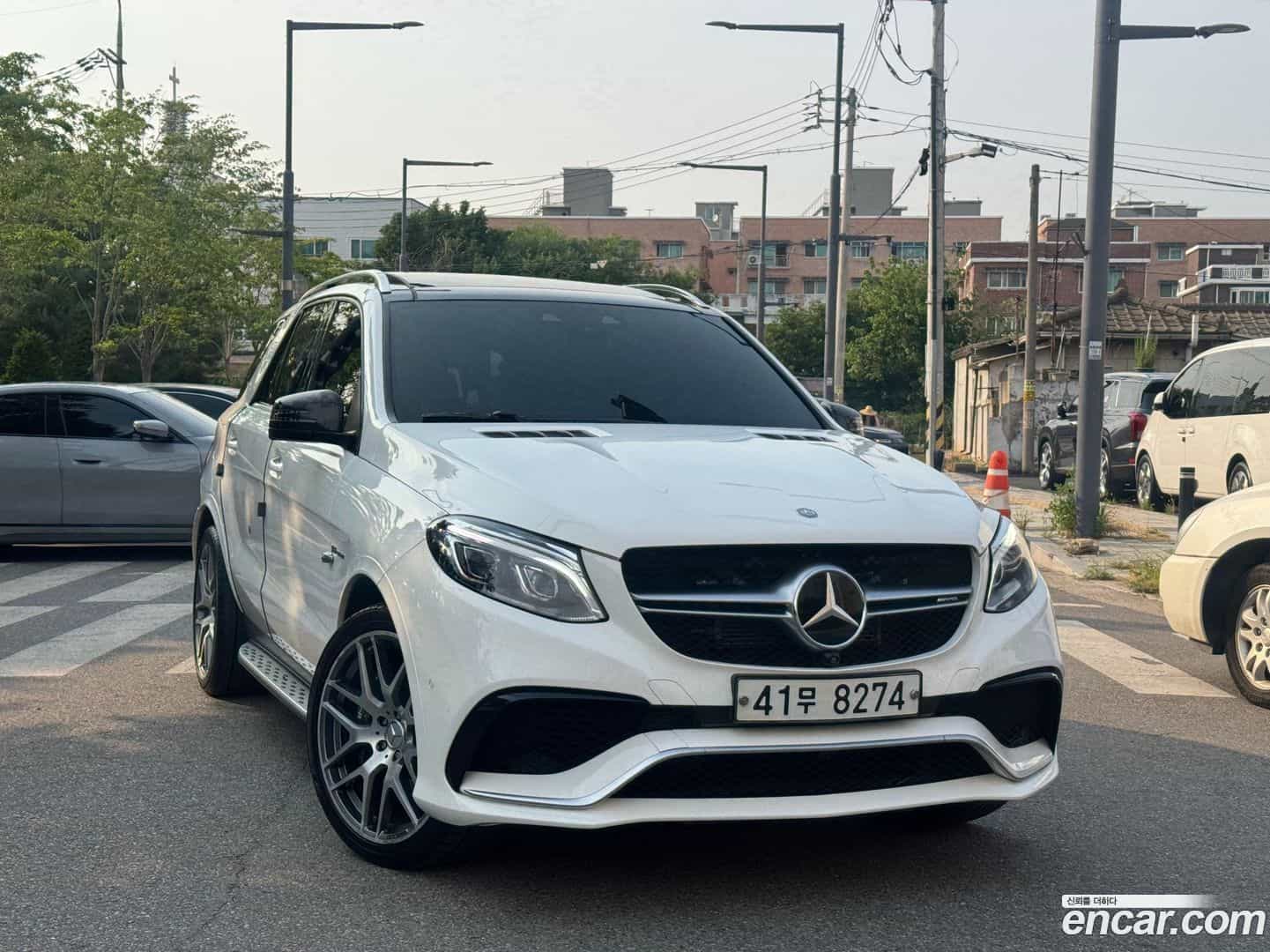 GLE-Class Mercedes-Benz 2016.11-OUTER-001