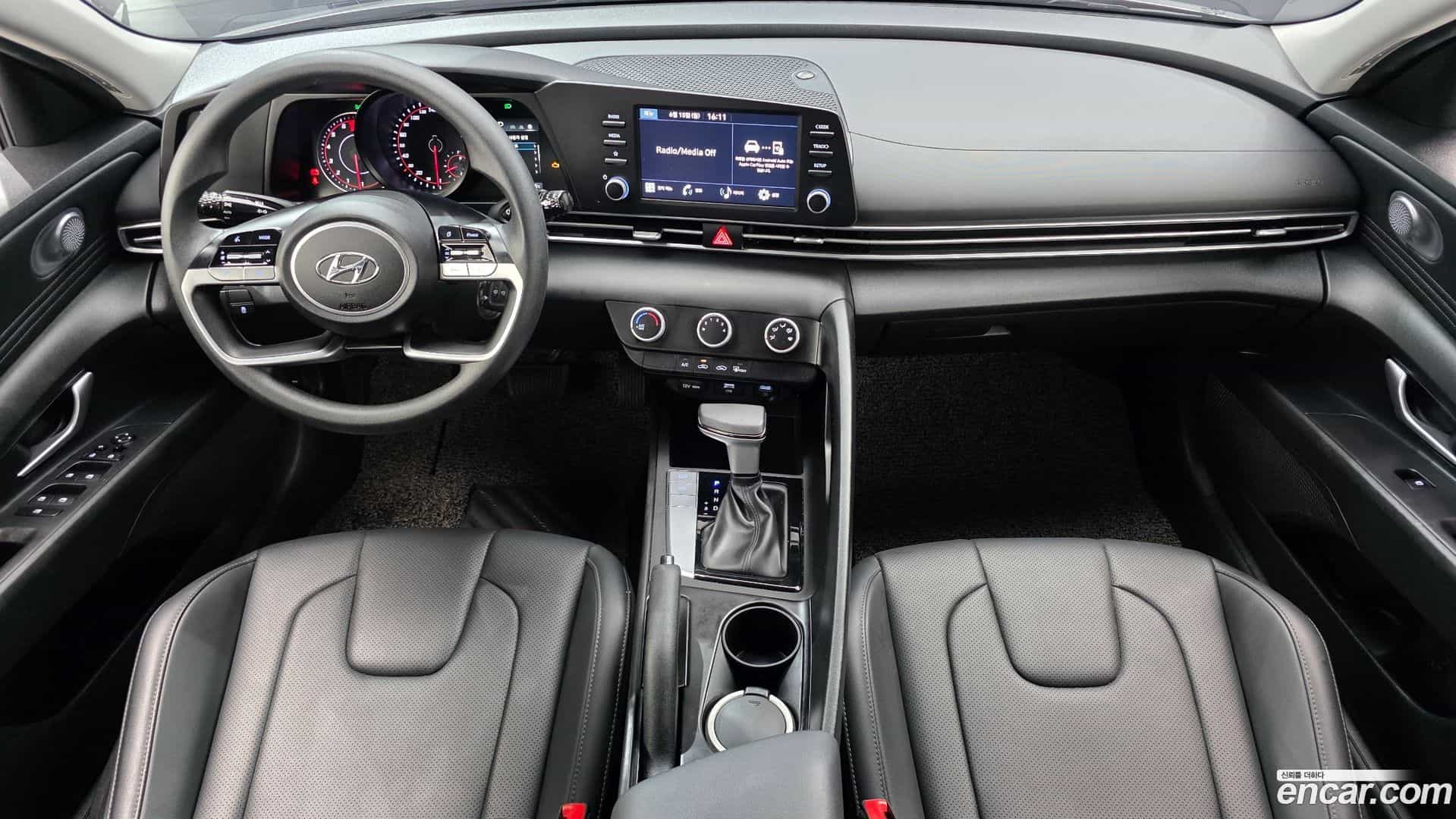 AVANTE Hyundai 2022.6-INNER-007