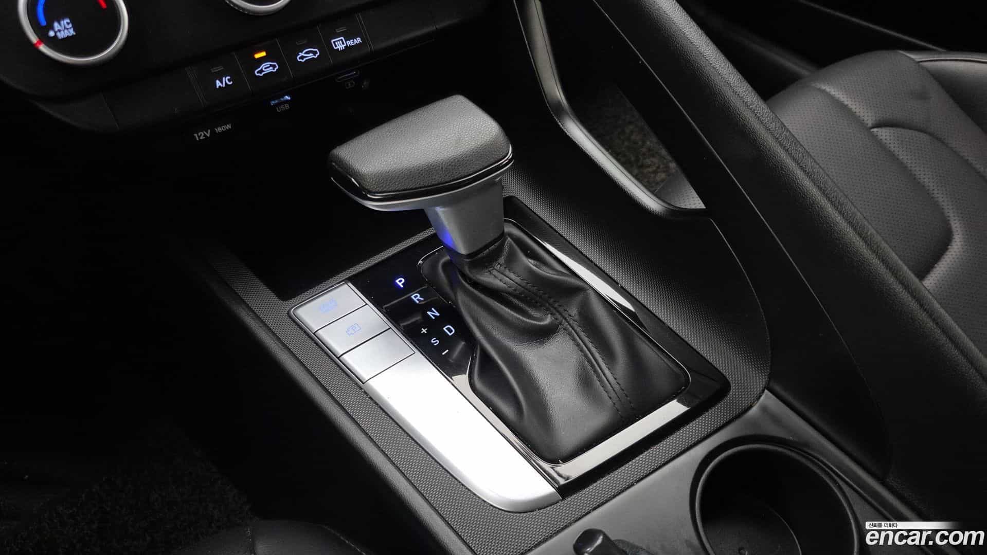 AVANTE Hyundai 2022.6-INNER-009