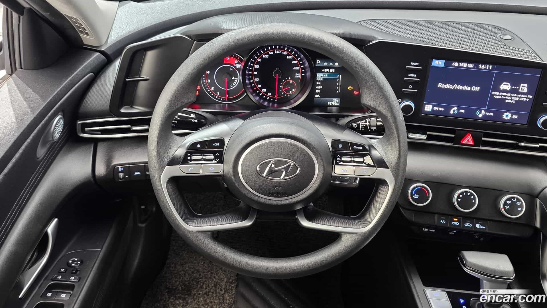 AVANTE Hyundai 2022.6-OPTION-017