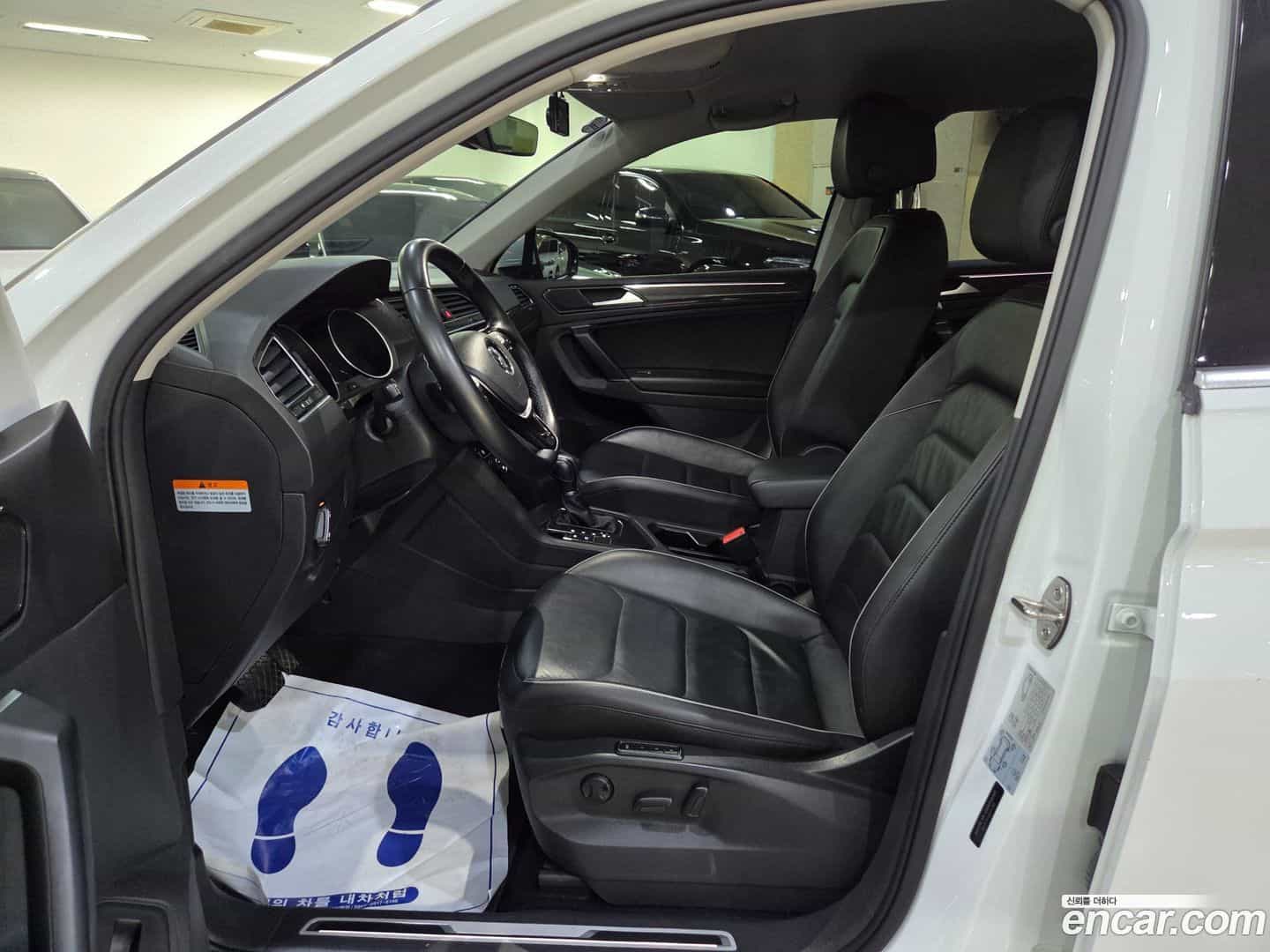 Tiguan Volkswagen 2018.5-OUTER-006
