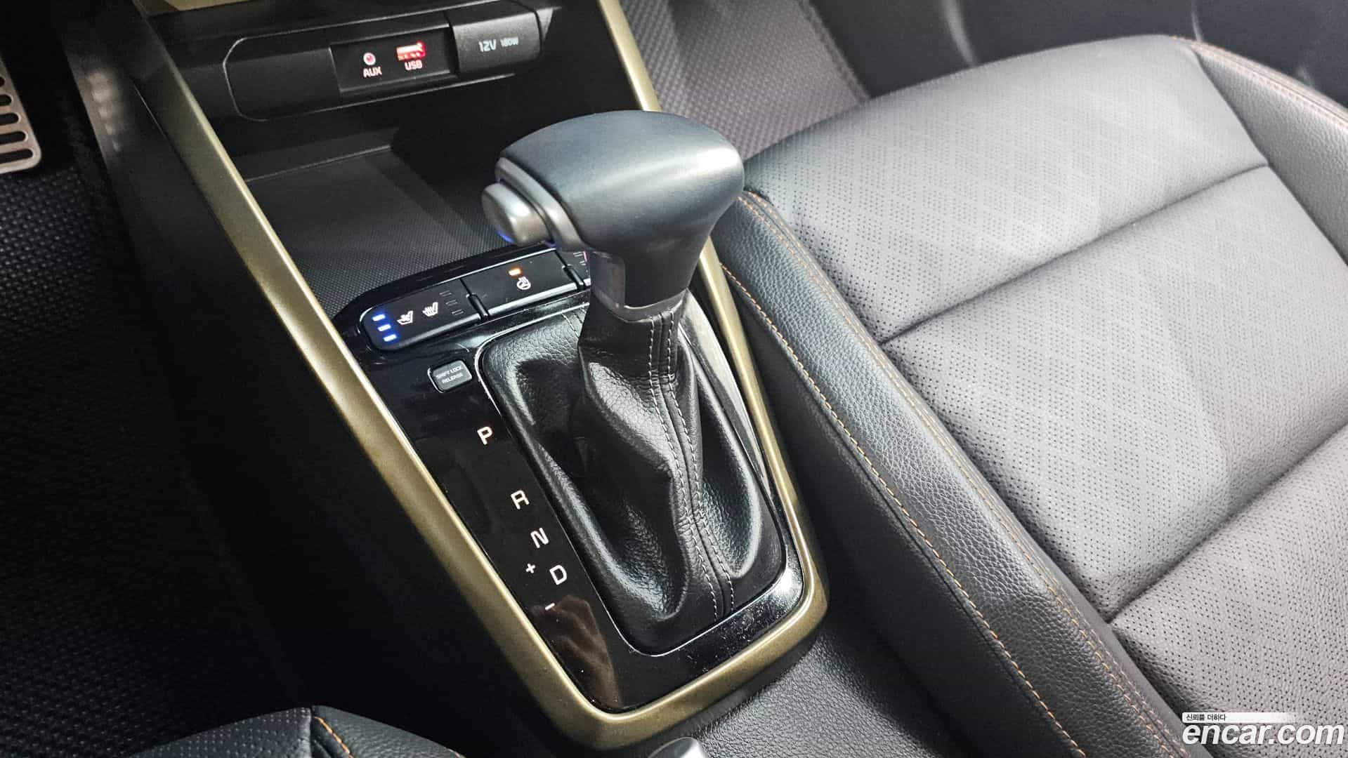 Stonic Kia 2020.3-INNER-009