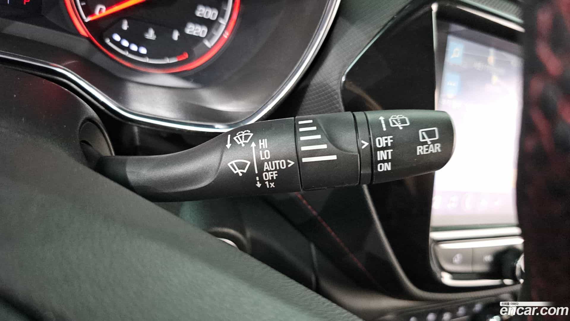 Trailblazer Chevrolet 2021.3-OPTION-041
