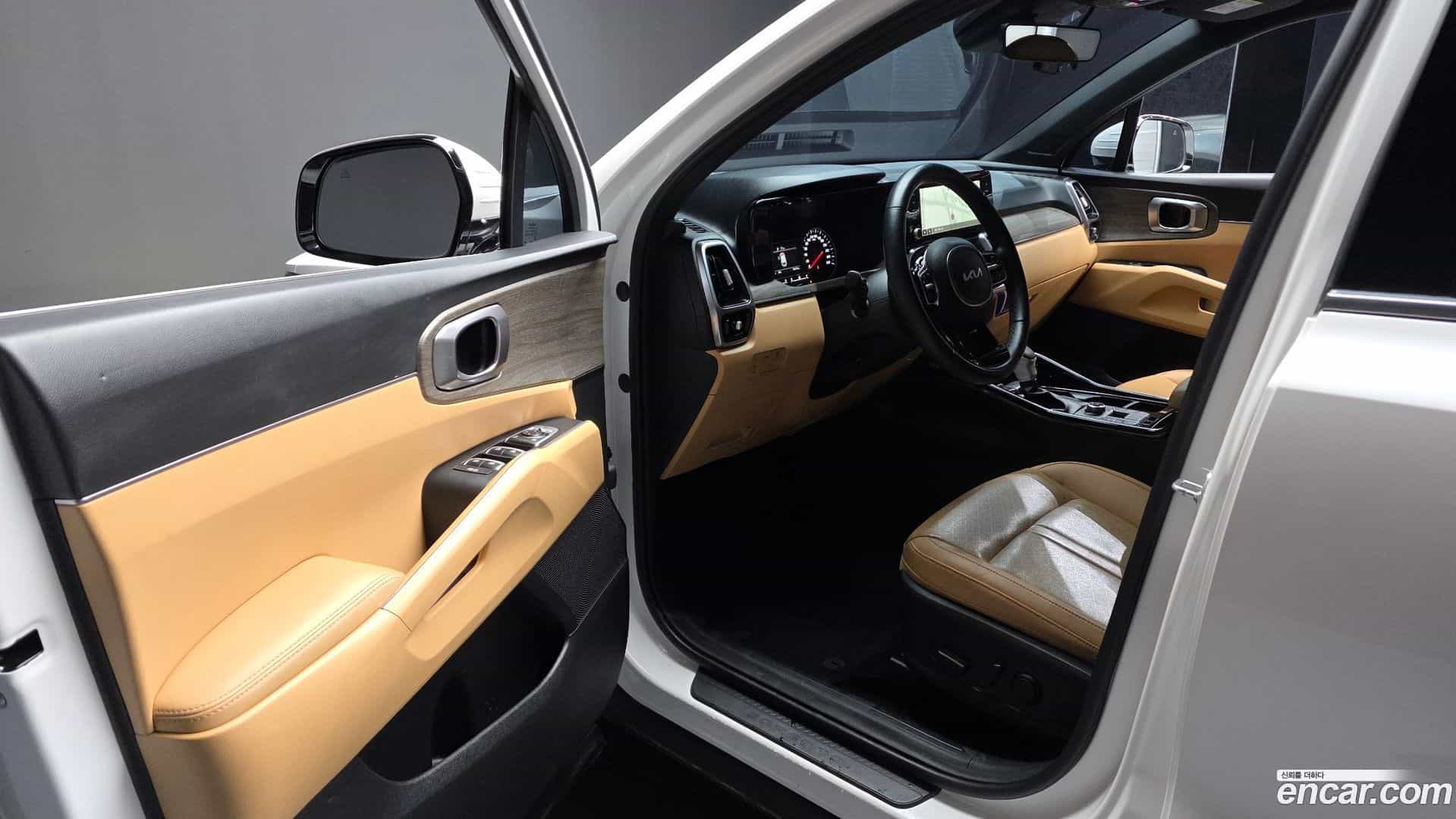 Sorento Kia 2023.0-INNER-010