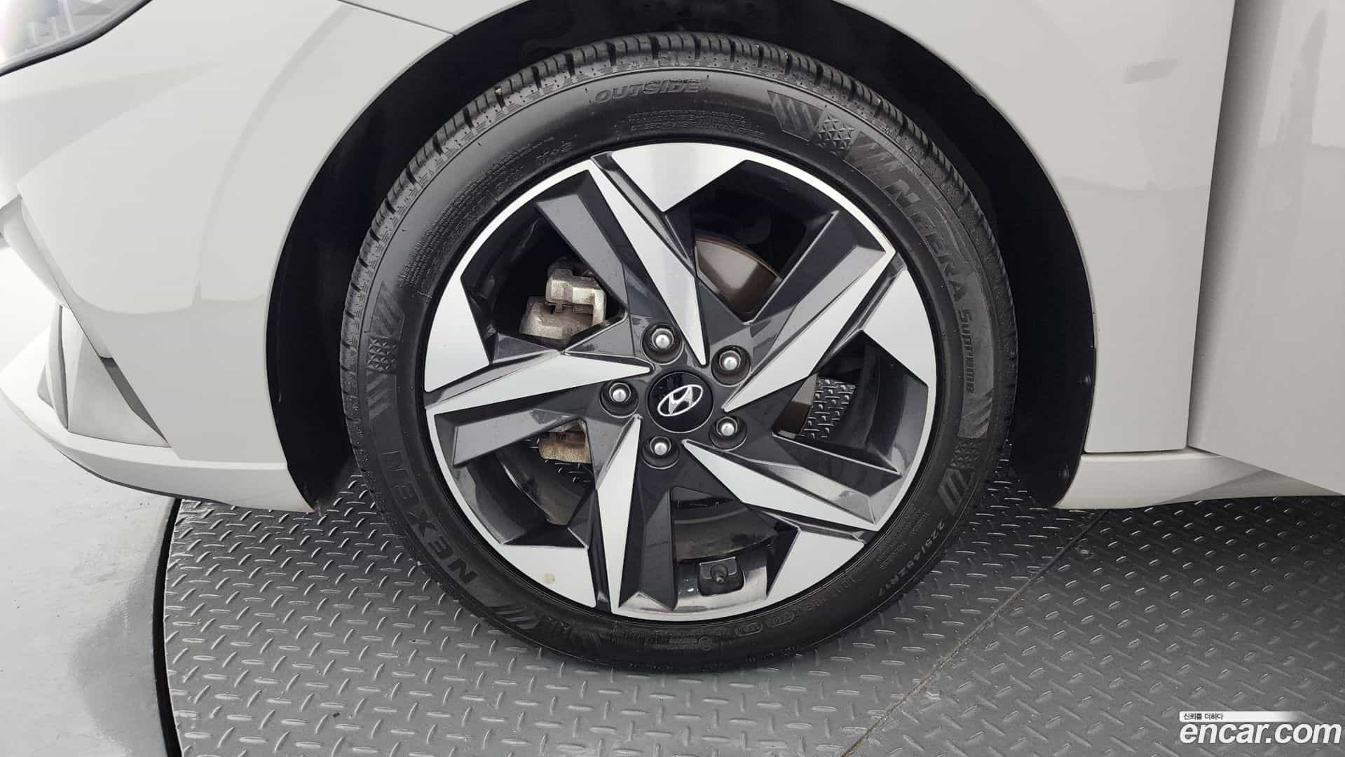 AVANTE Hyundai 2020.5-OUTER-005