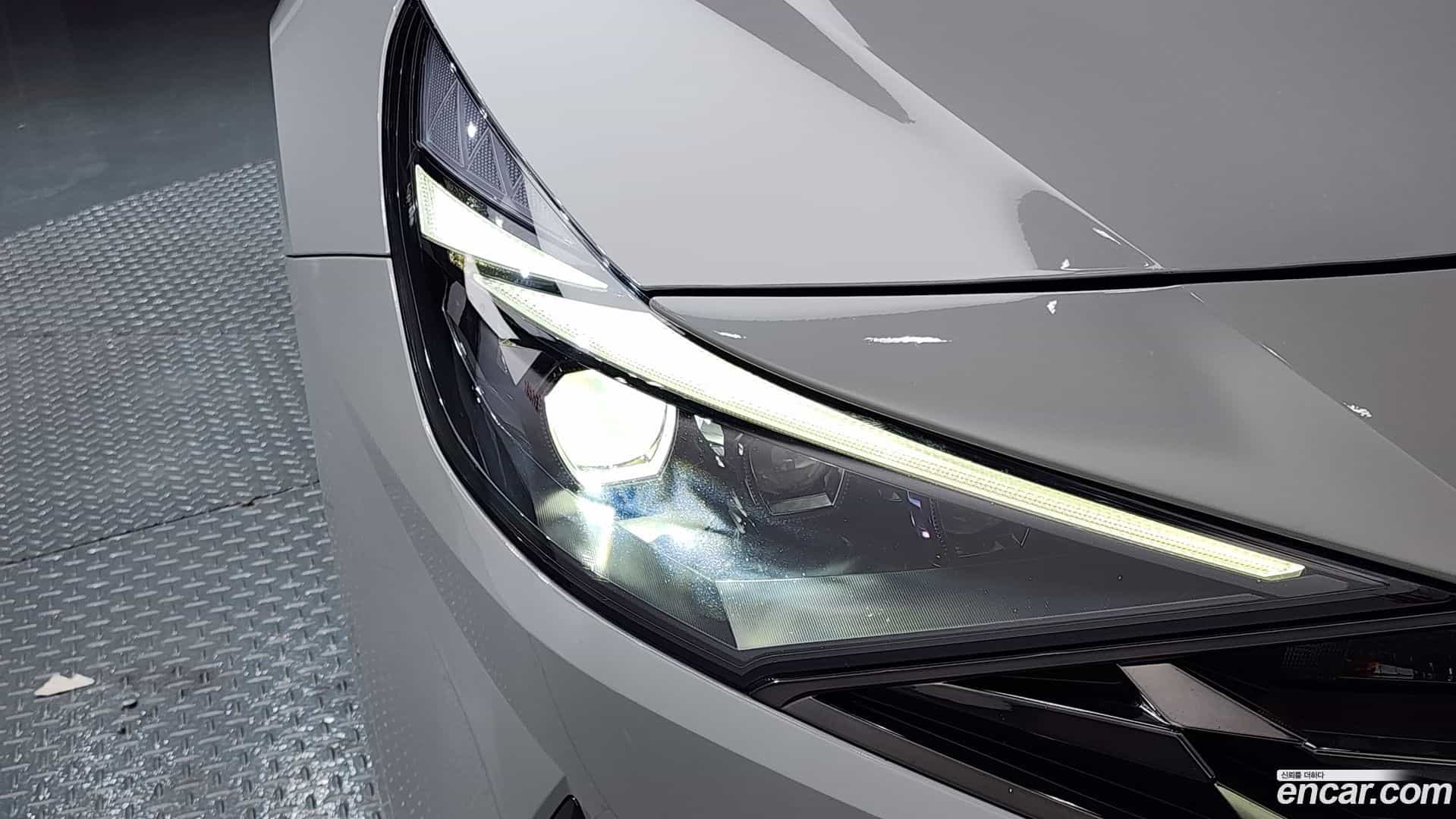 AVANTE Hyundai 2020.5-OUTER-032