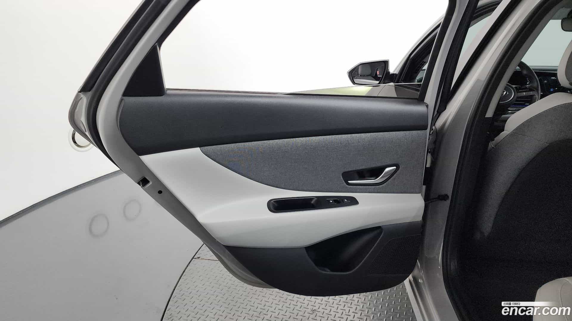 AVANTE Hyundai 2020.5-INNER-035