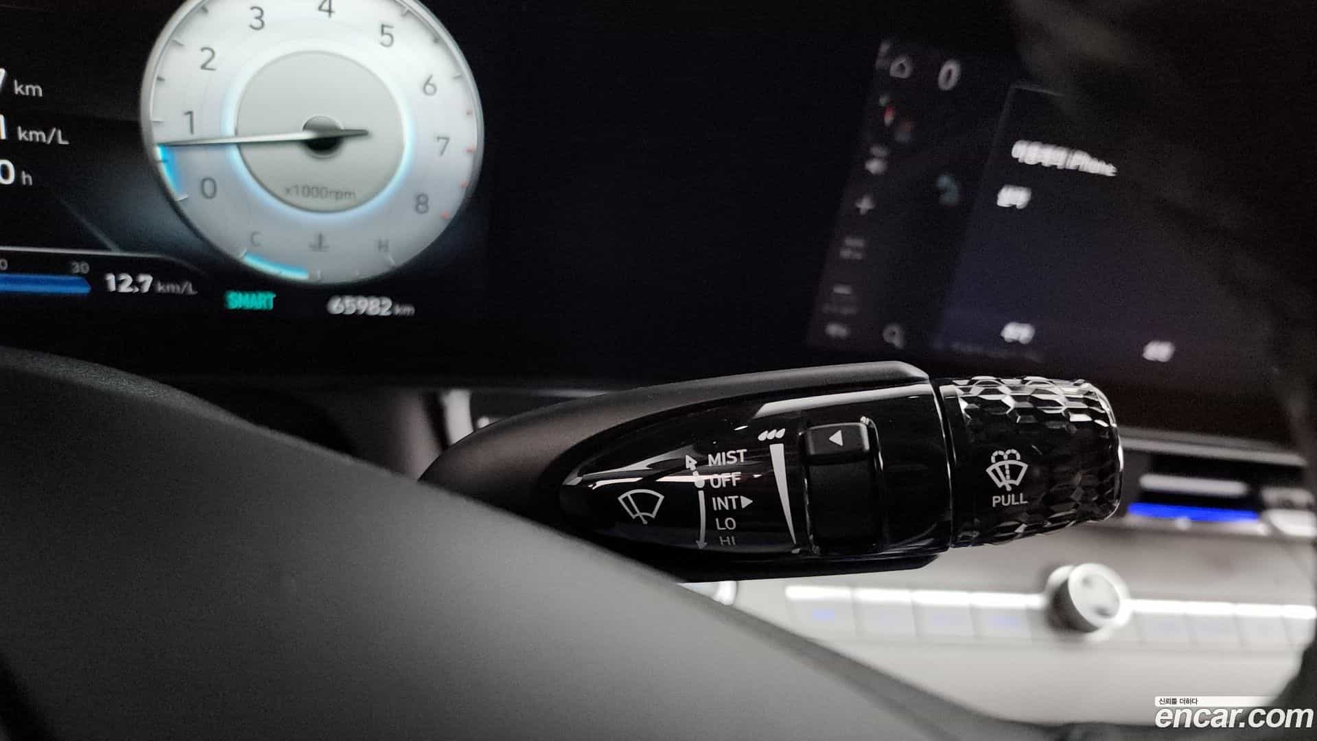 AVANTE Hyundai 2020.5-OPTION-040