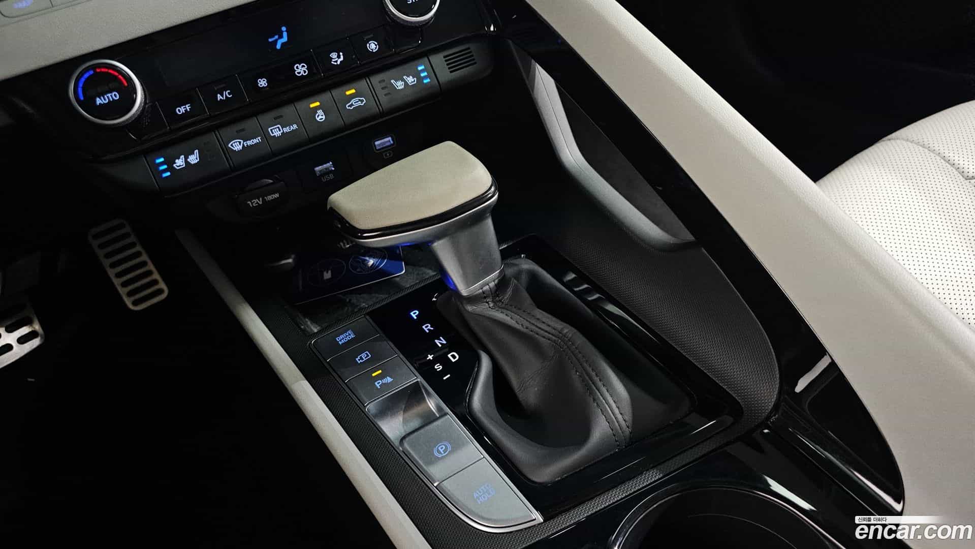 AVANTE Hyundai 2021.2-INNER-009