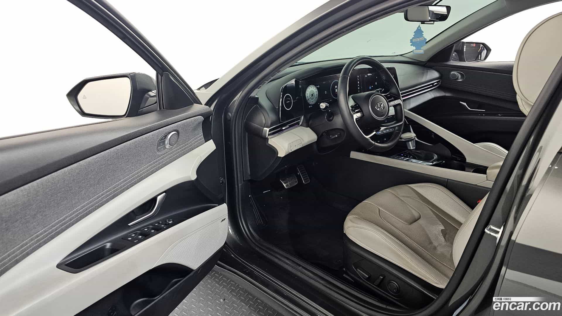 AVANTE Hyundai 2021.2-INNER-010
