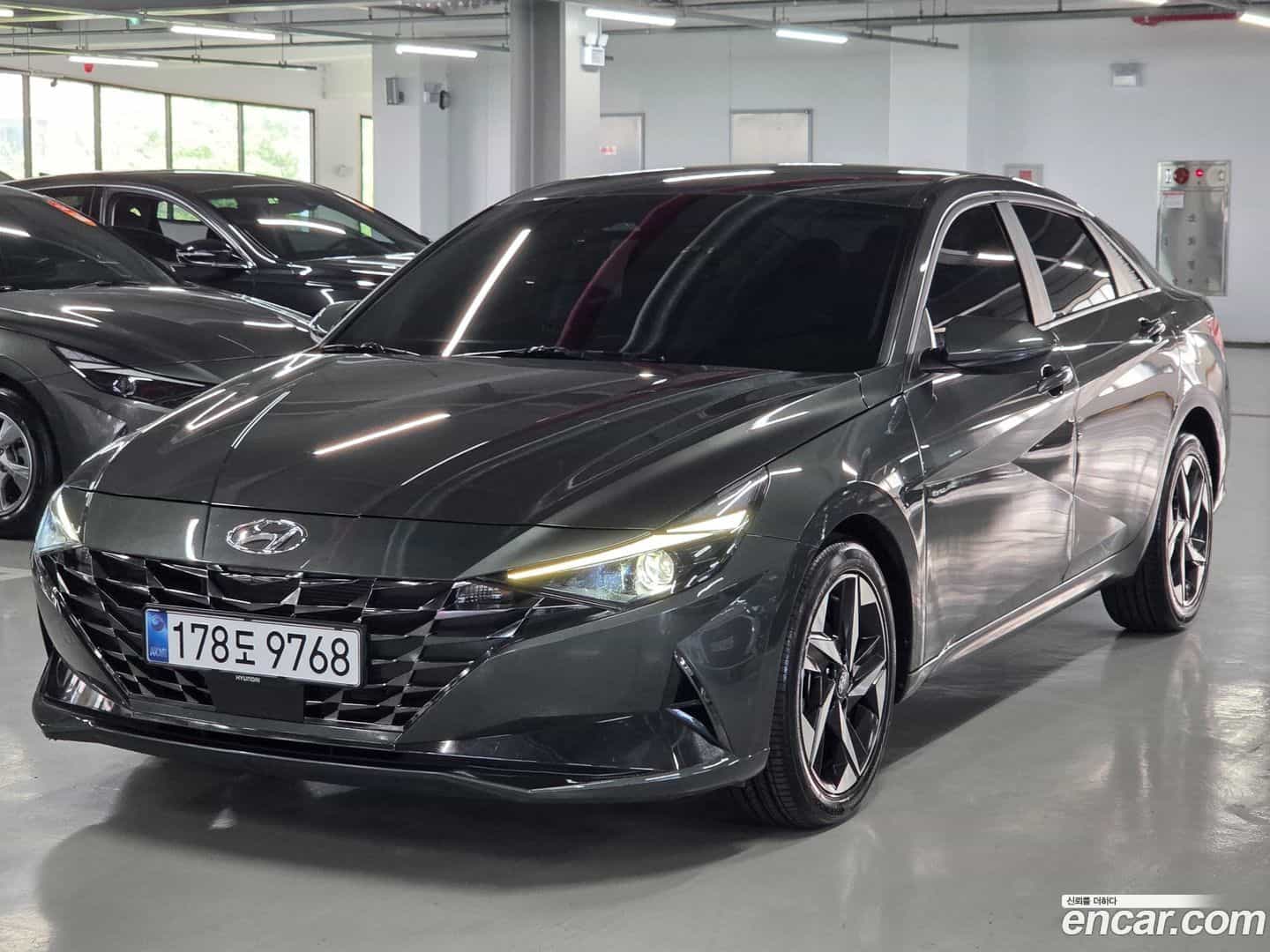 AVANTE Hyundai 2020.9-OUTER-001