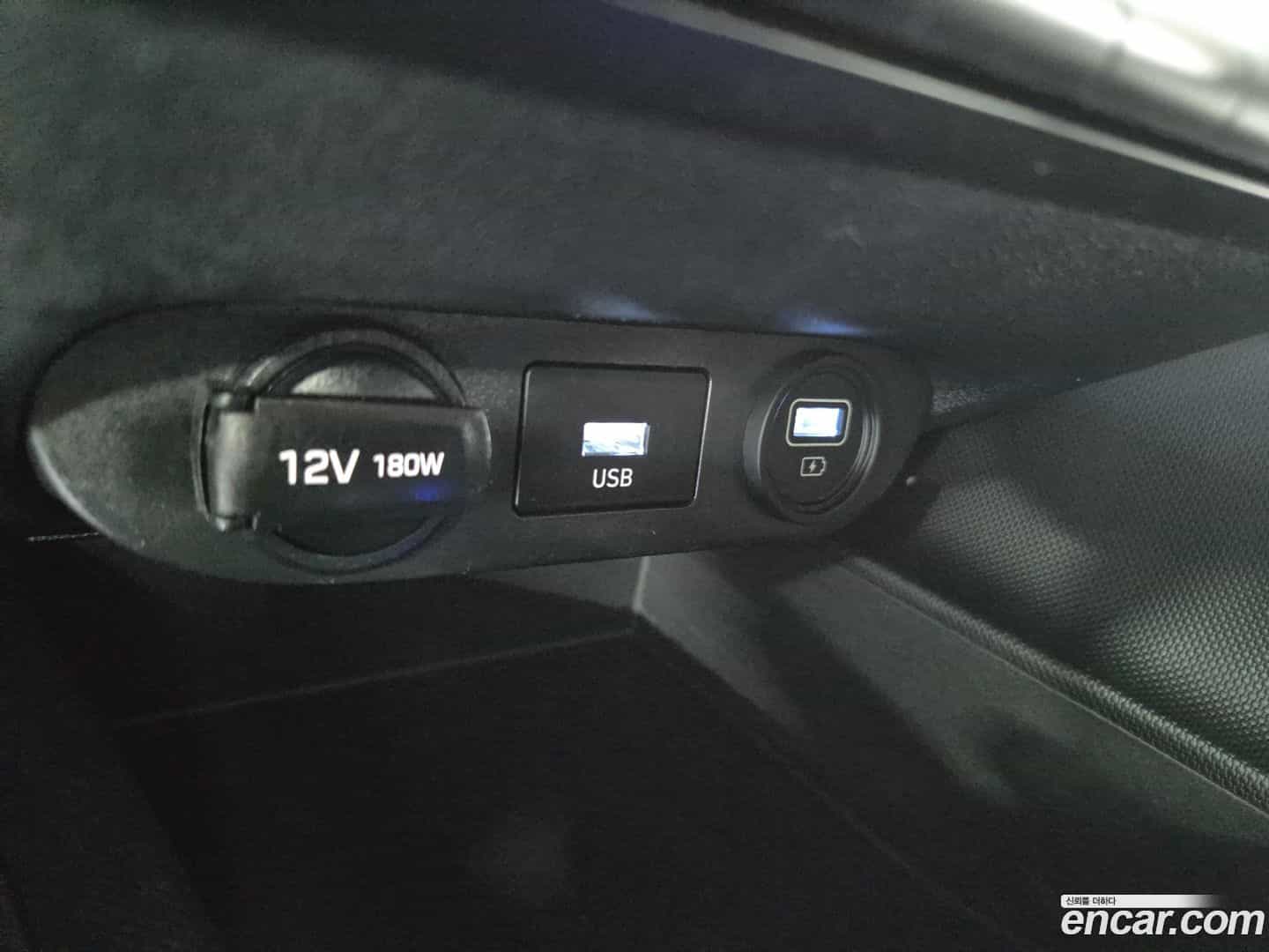 AVANTE Hyundai 2020.9-OPTION-018