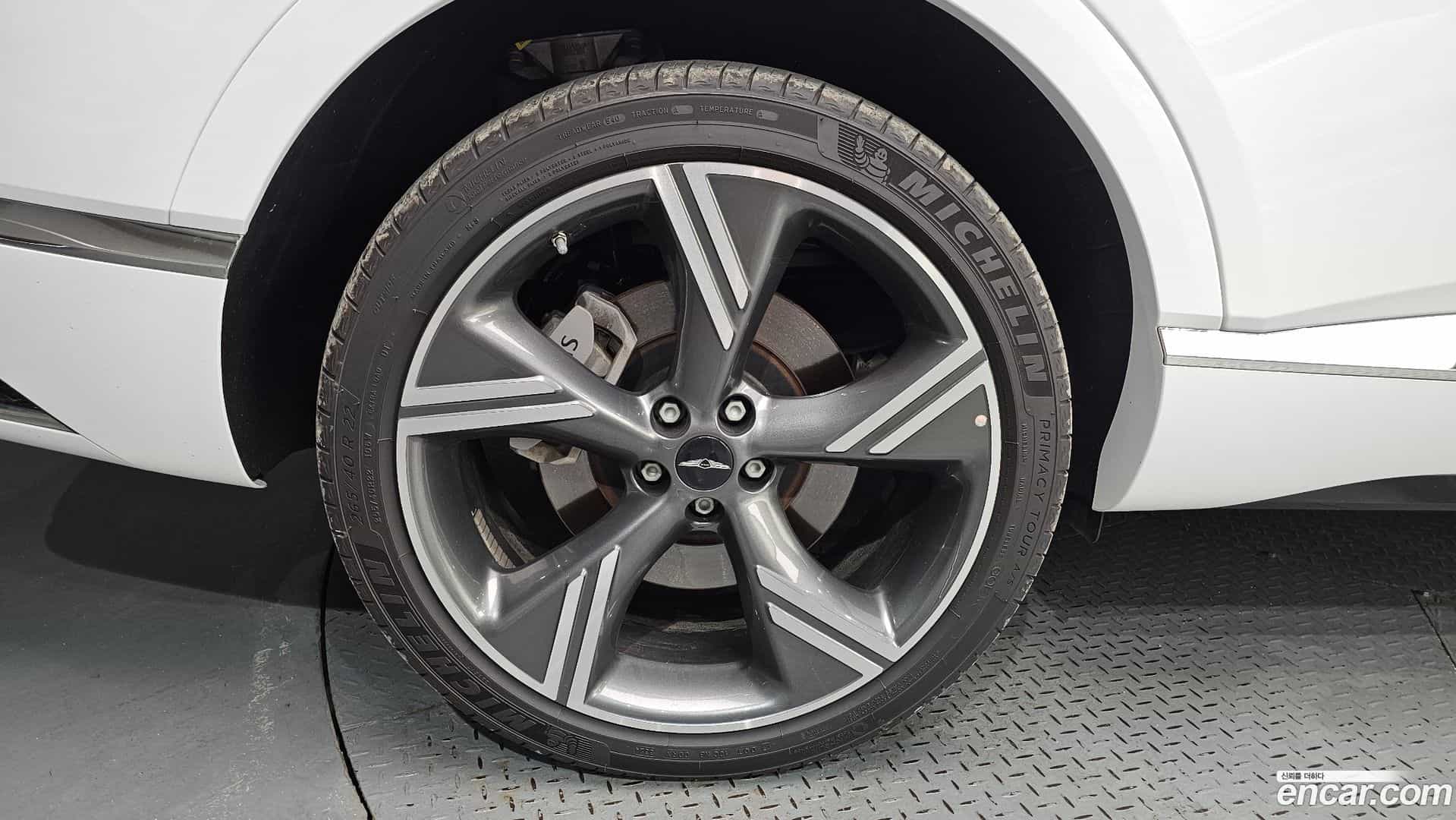 GV80 Genesis 2025.0-OUTER-005