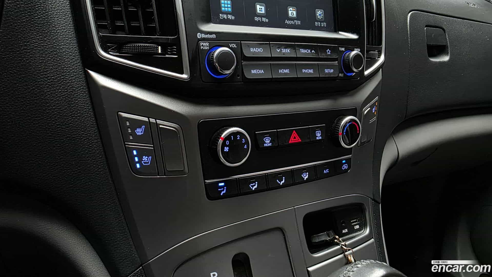Starex Hyundai 2020.8-OPTION-019
