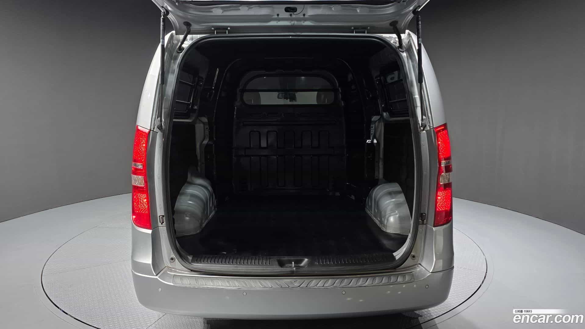 Starex Hyundai 2020.8-OPTION-024