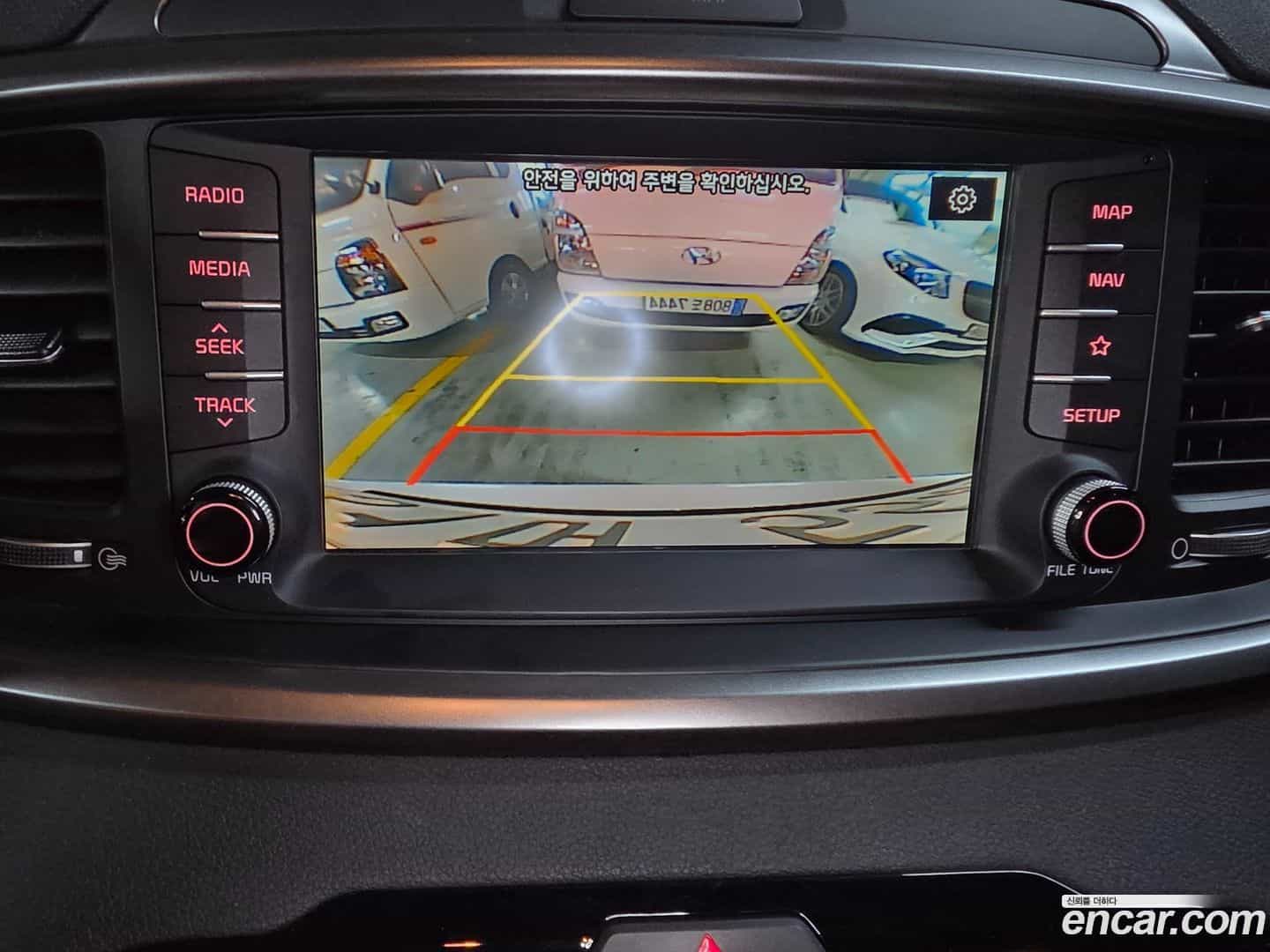 Sorento Kia 2019.7-OPTION-017