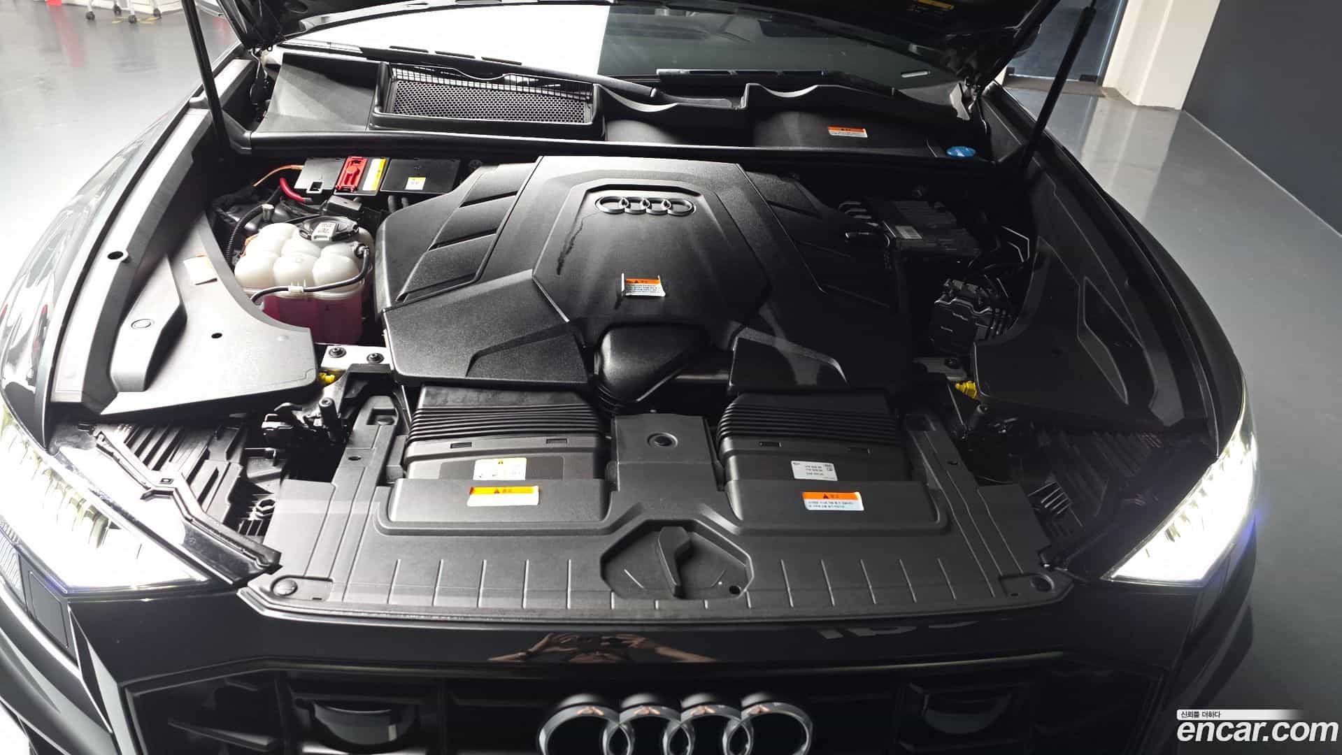 Q8 Audi 2022.5-OUTER-006