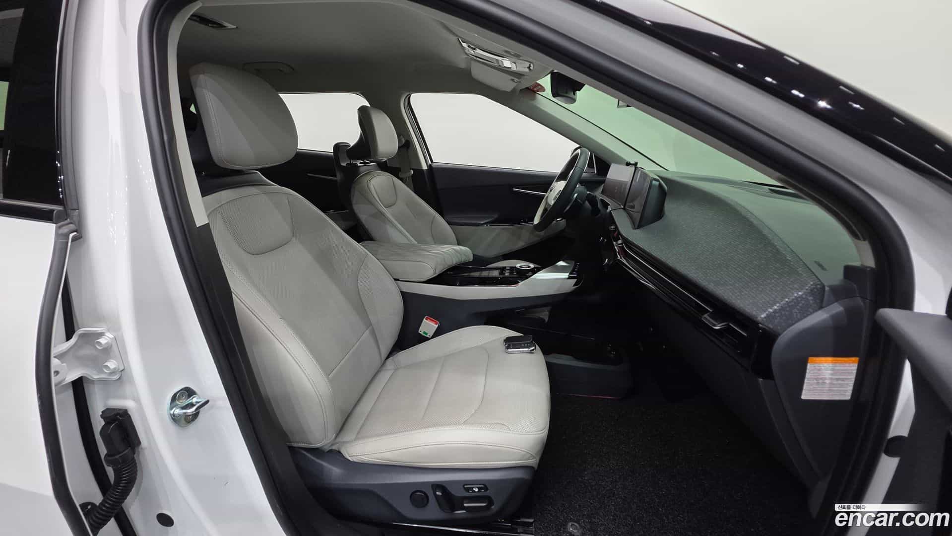 EV6 Kia 2021.8-INNER-010