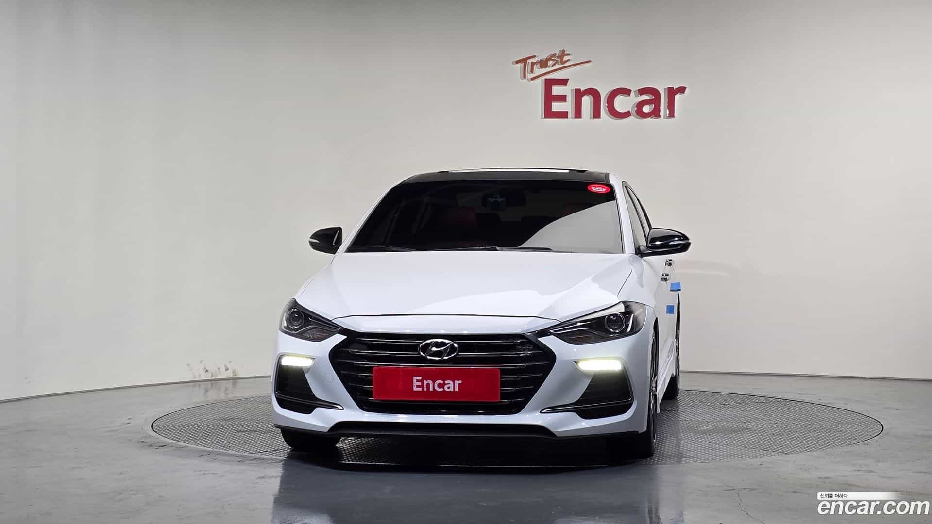 AVANTE Hyundai 2017.5-OUTER-003