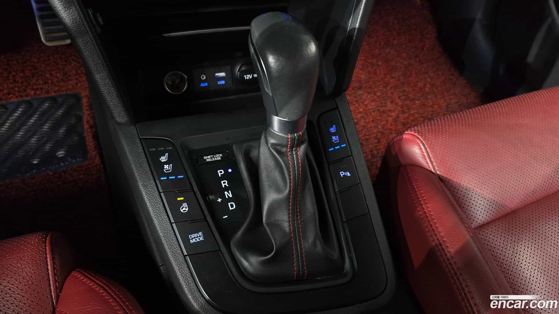 AVANTE Hyundai 2017.5-INNER-009