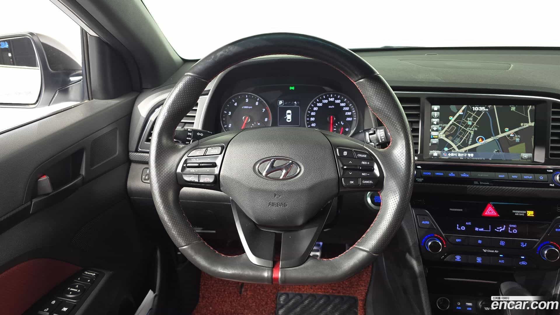 AVANTE Hyundai 2017.5-OPTION-018