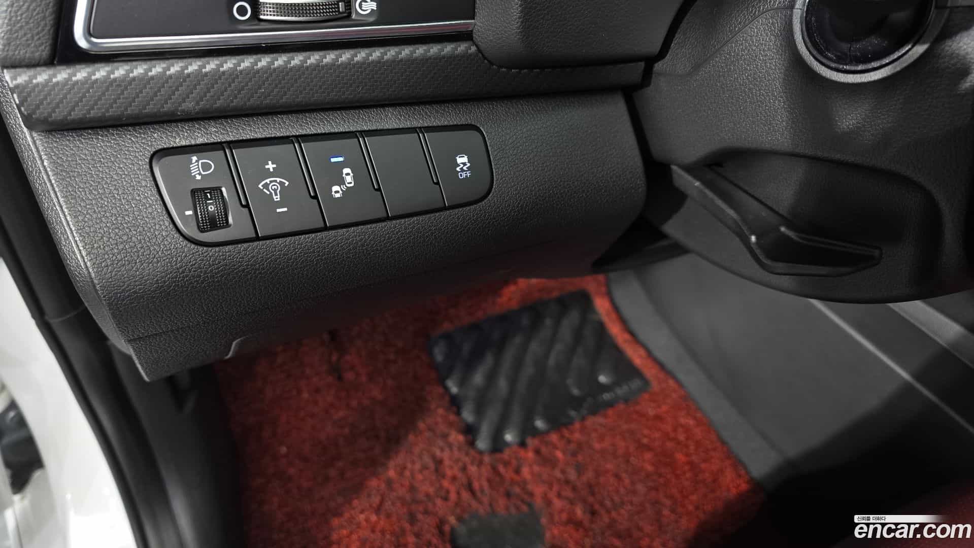 AVANTE Hyundai 2017.5-OPTION-024