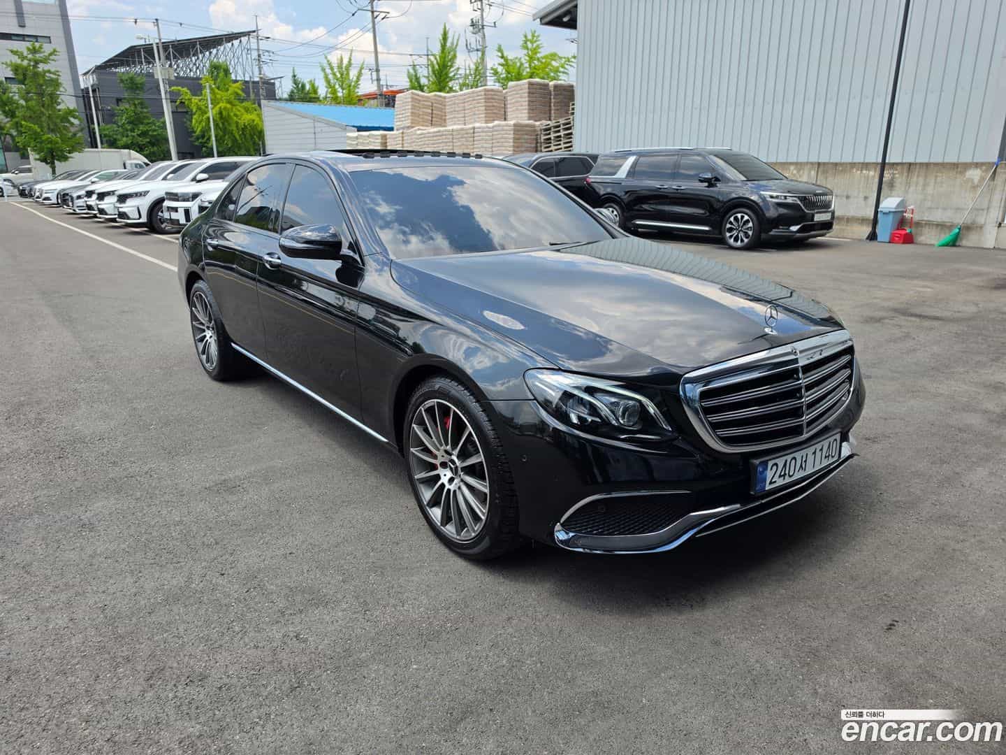 E-Class Mercedes-Benz 2017.8-OUTER-002