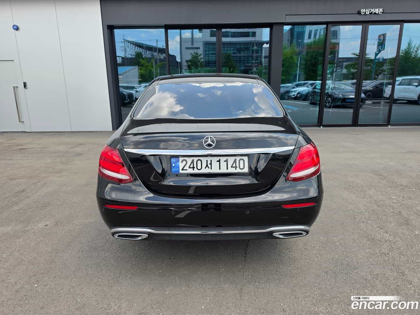 E-Class Mercedes-Benz 2017.8-OUTER-003
