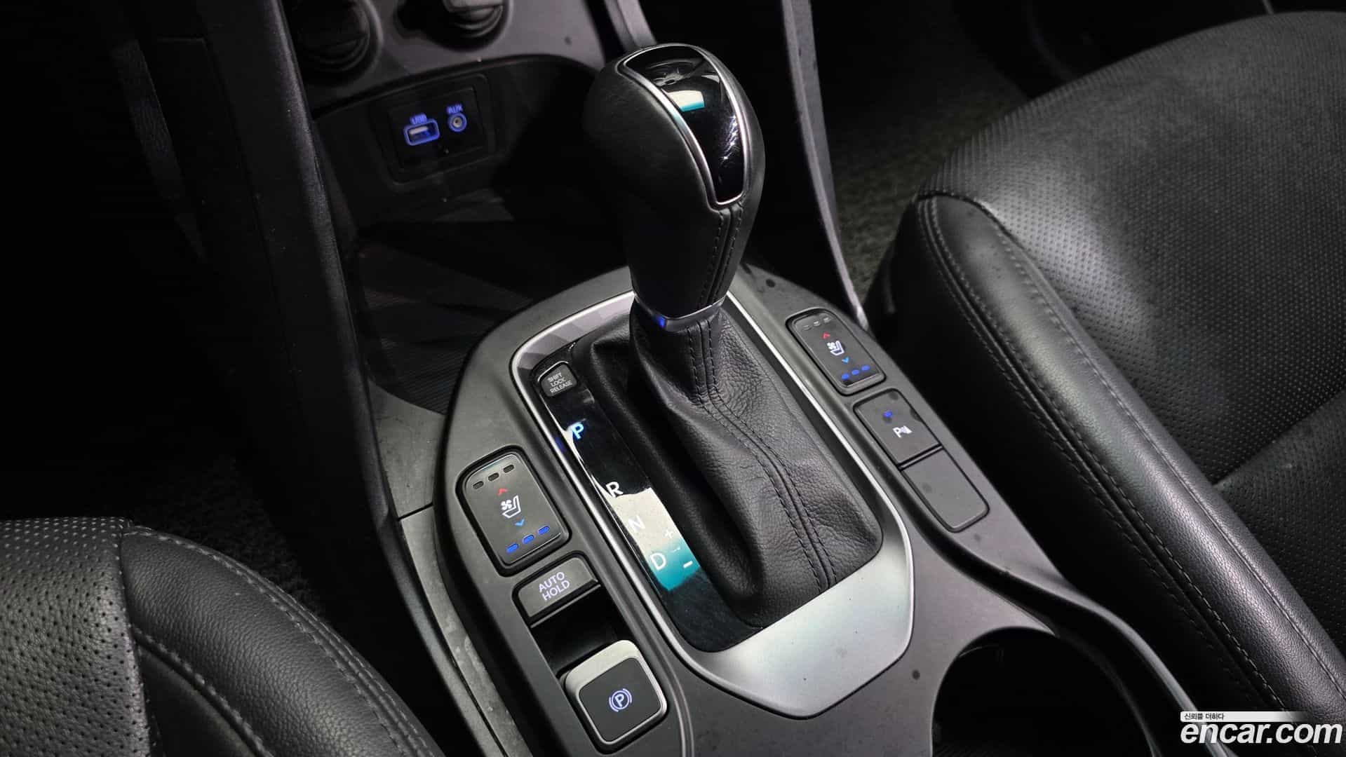Maxcruz Hyundai 2016.5-INNER-009
