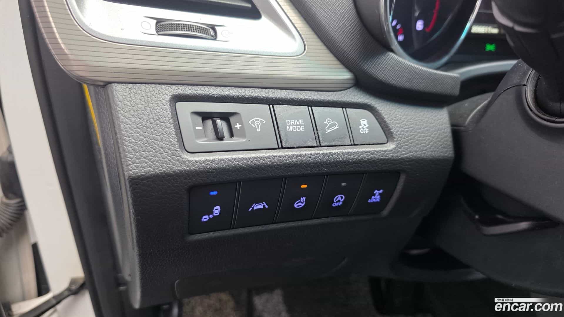 Maxcruz Hyundai 2016.5-OPTION-021