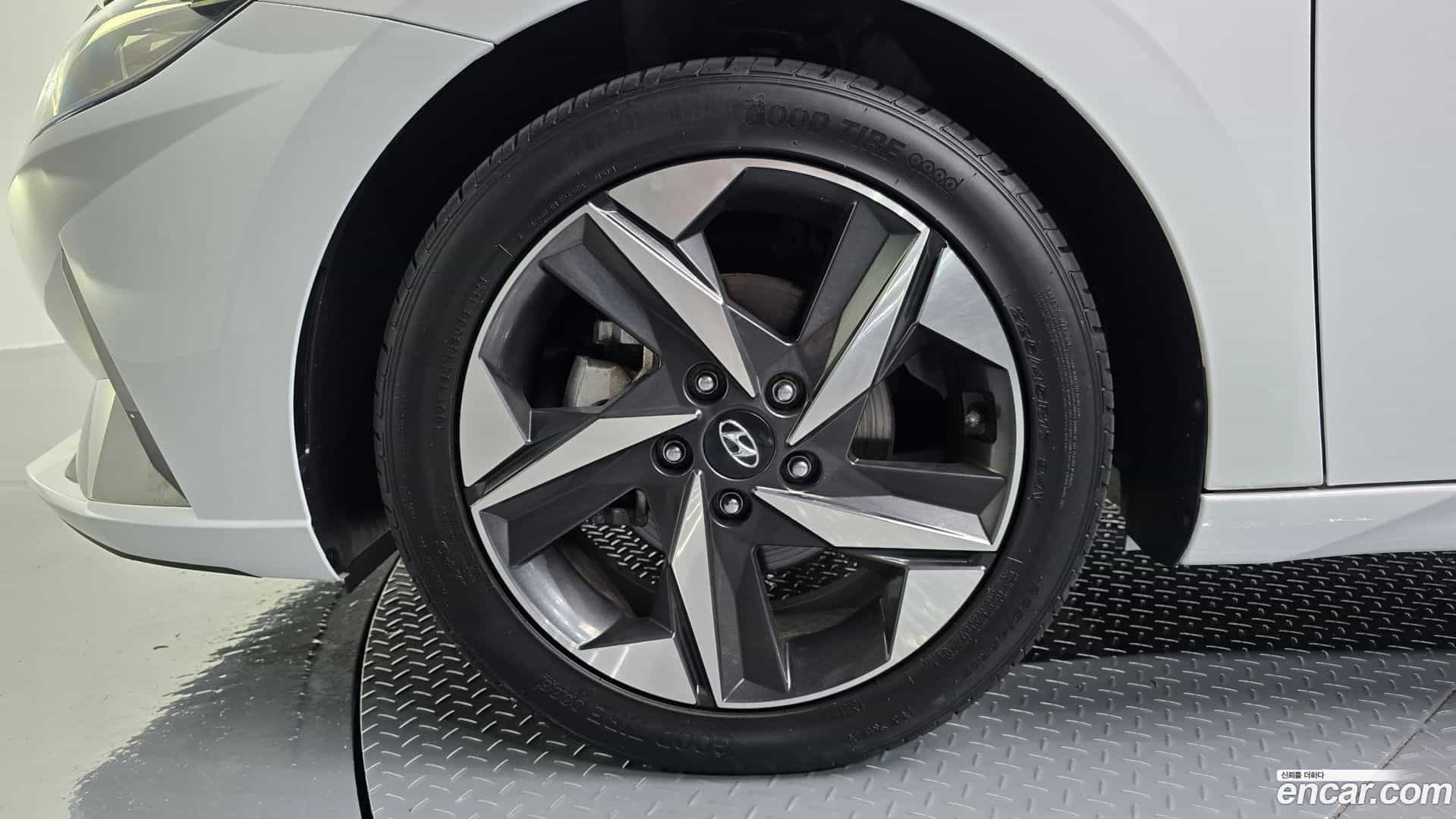 AVANTE Hyundai 2022.4-OUTER-005