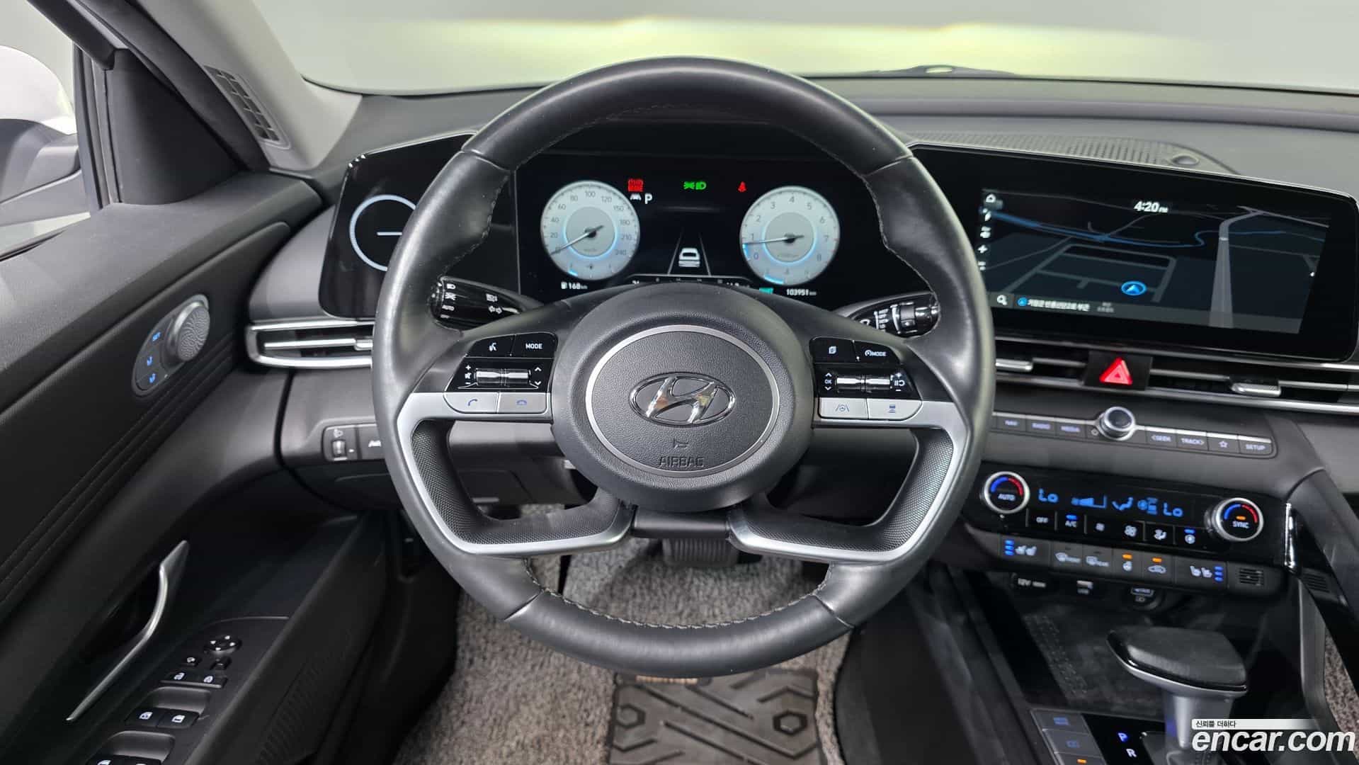 AVANTE Hyundai 2022.4-OPTION-017