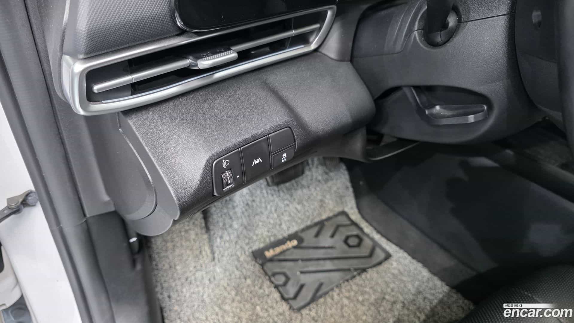 AVANTE Hyundai 2022.4-OPTION-022