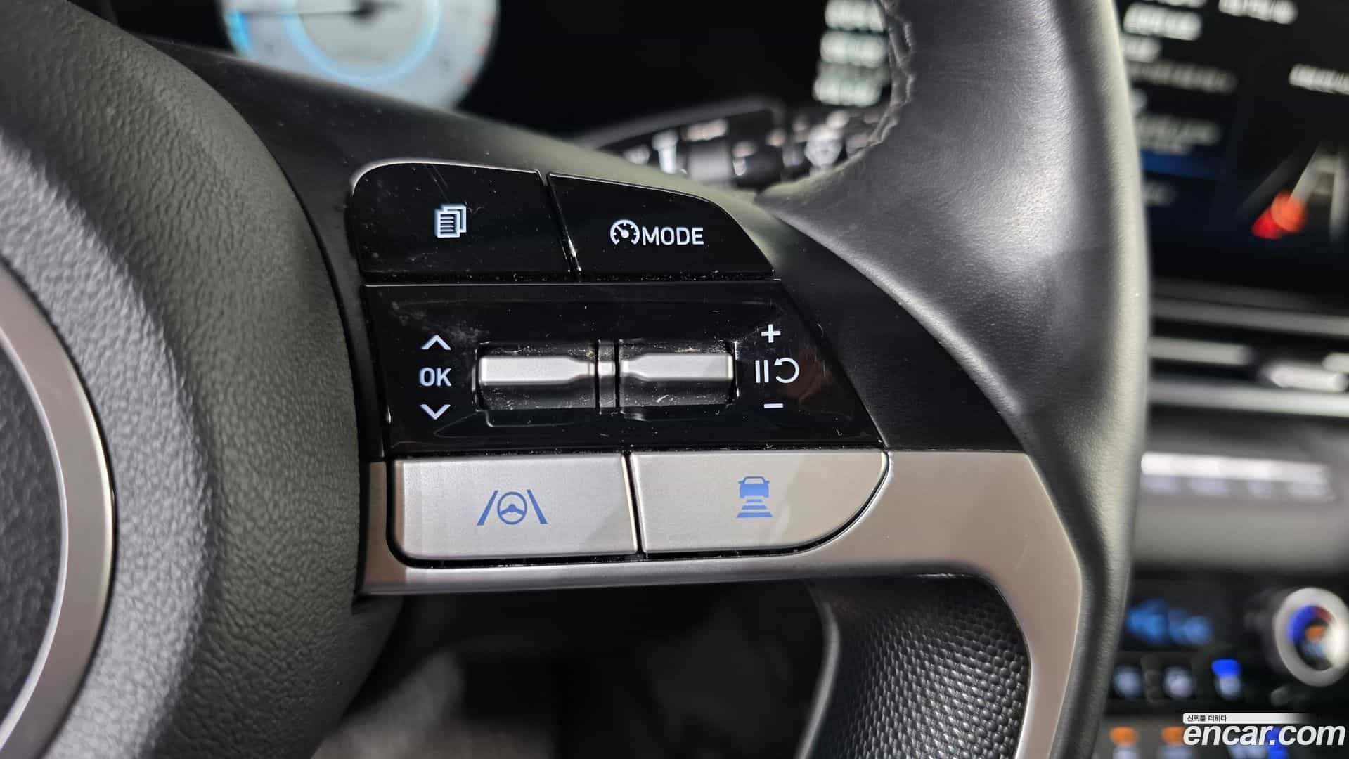 AVANTE Hyundai 2022.4-OPTION-023
