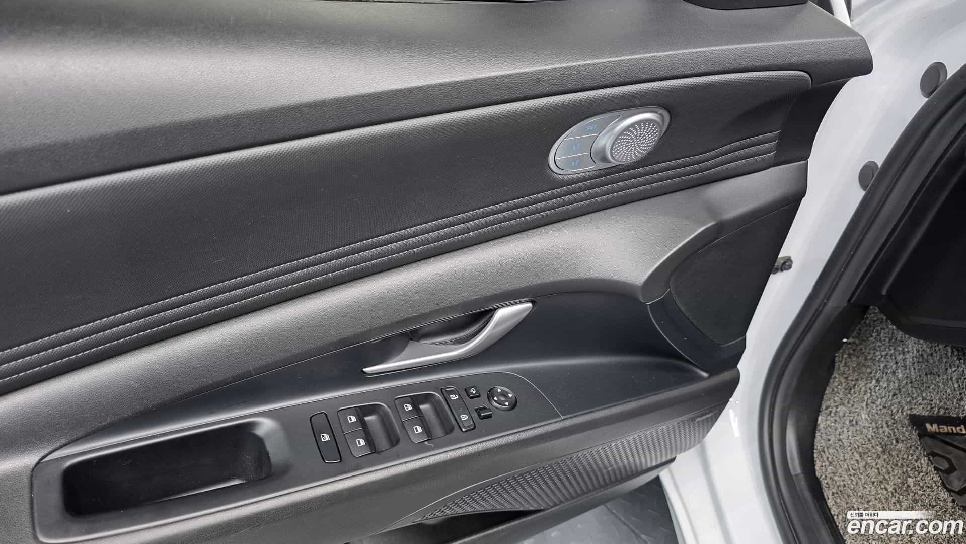AVANTE Hyundai 2022.4-OPTION-024