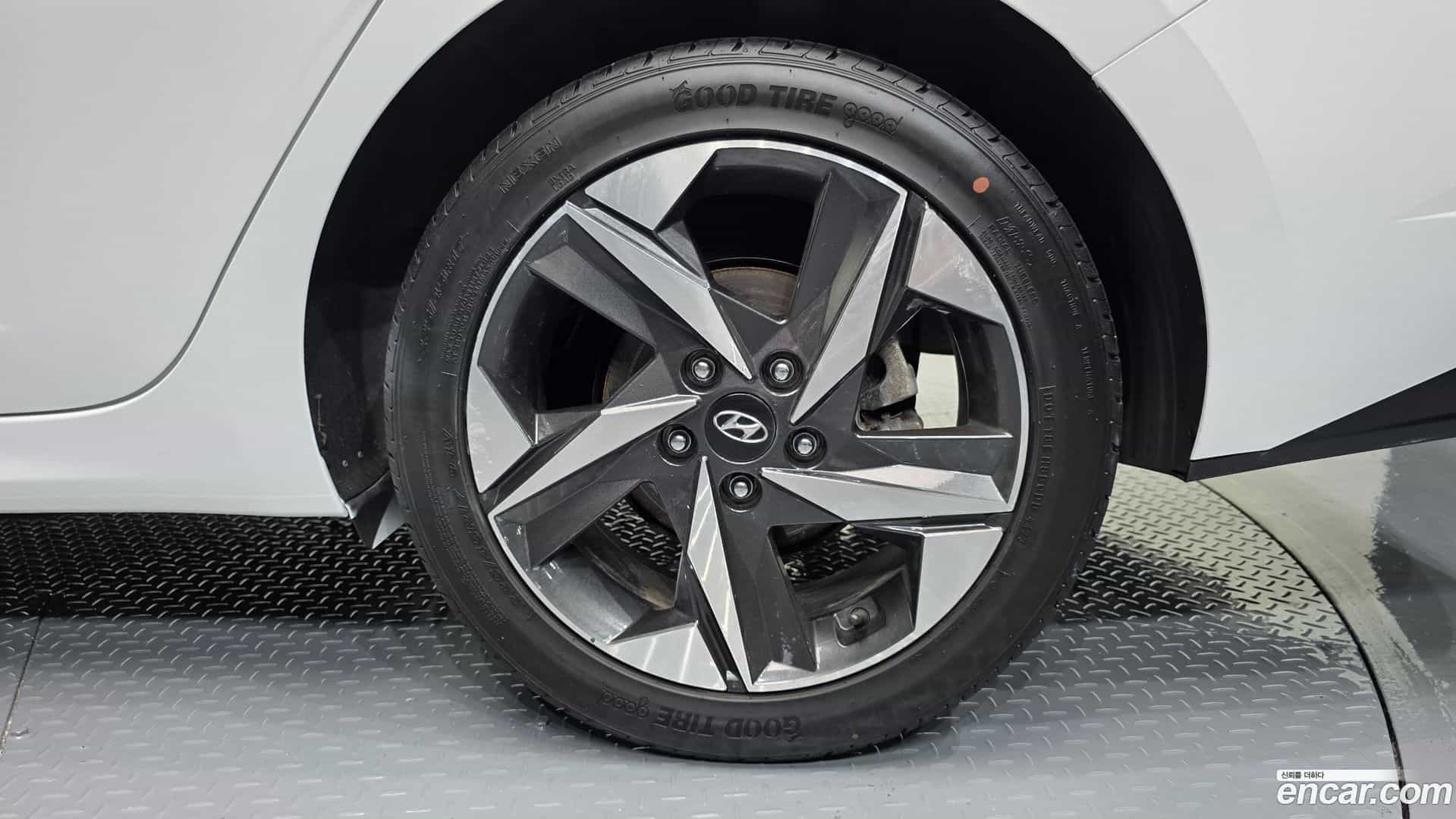 AVANTE Hyundai 2022.4-OUTER-031