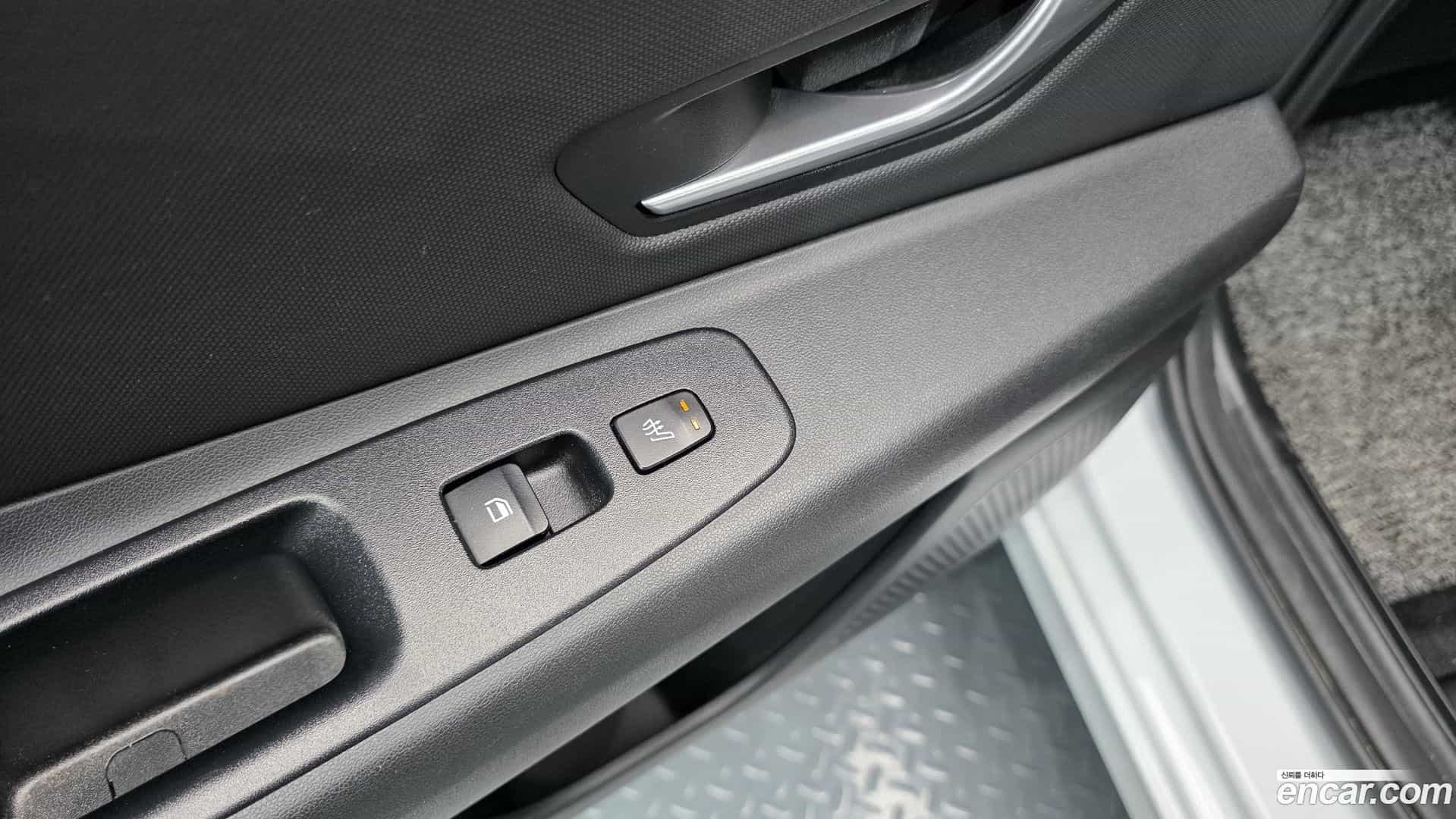 AVANTE Hyundai 2022.4-OPTION-042