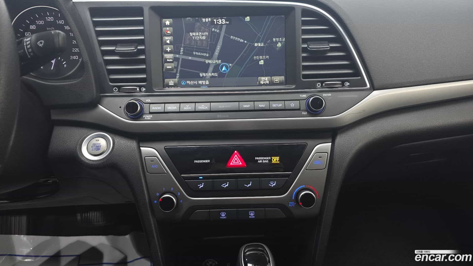 AVANTE Hyundai 2017.6-OPTION-018