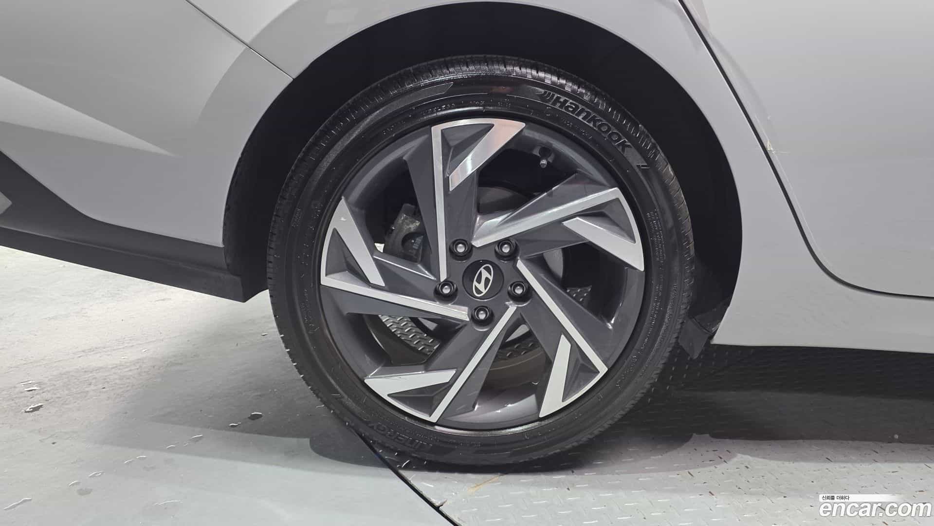 AVANTE Hyundai 2025.0-OUTER-005