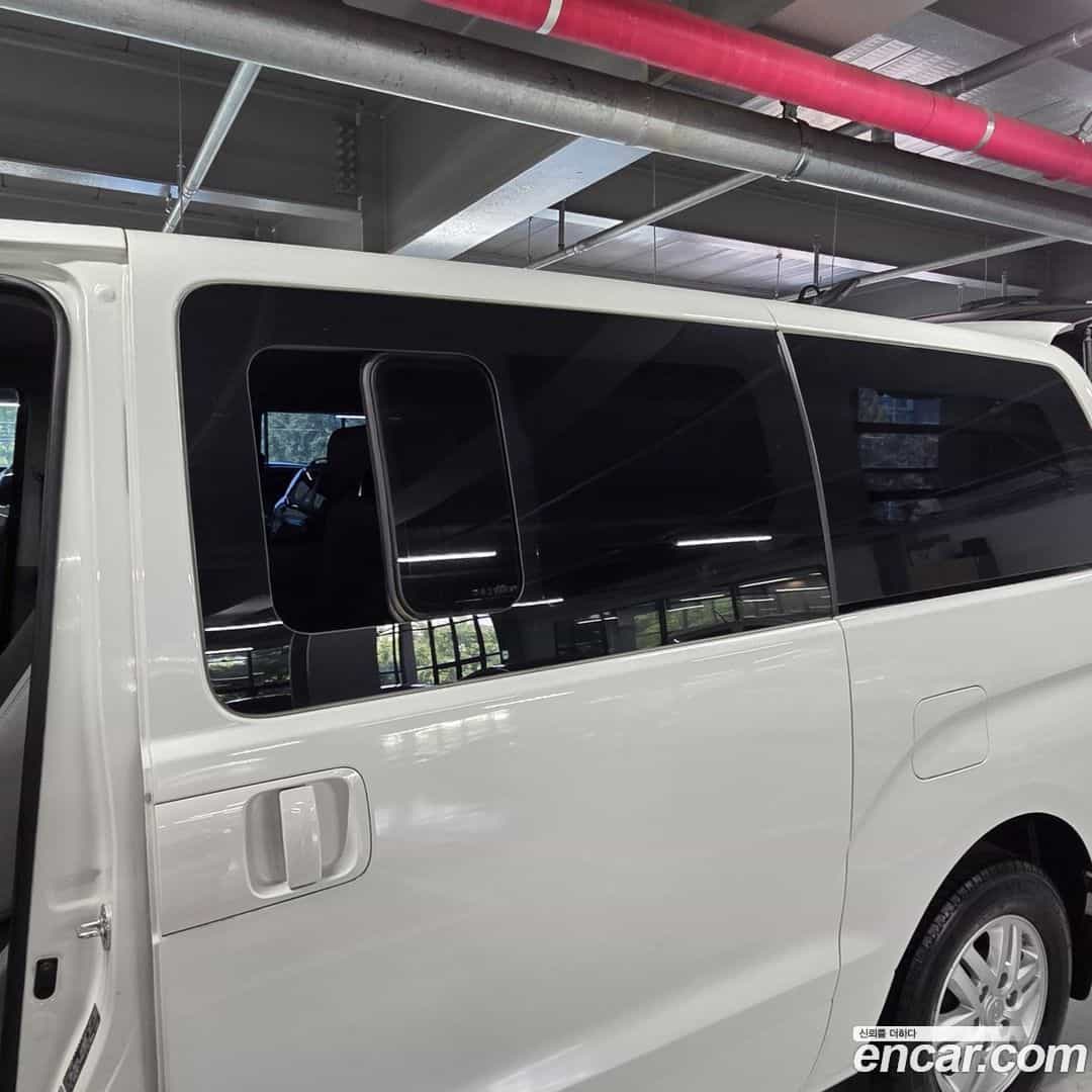 Starex Hyundai 2018.9-INNER-007