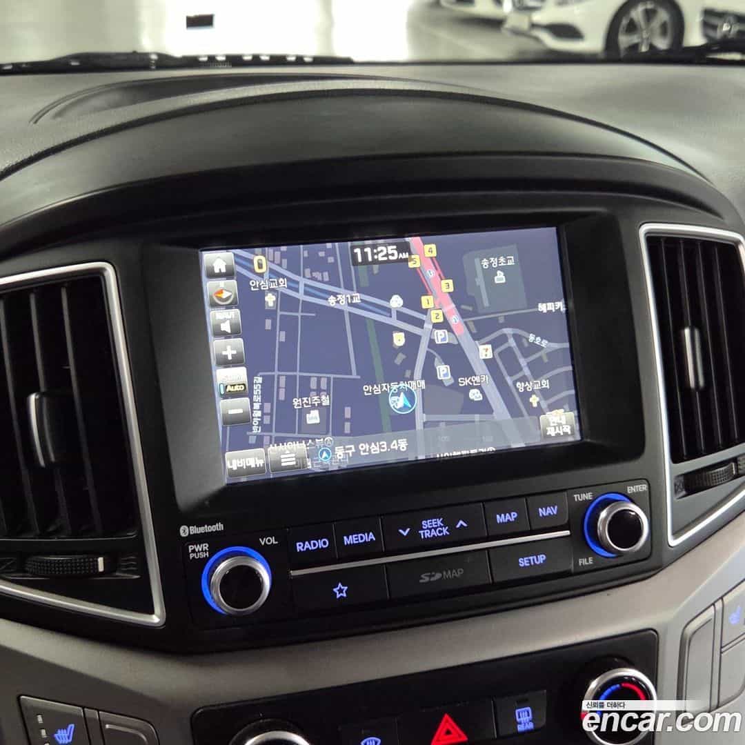 Starex Hyundai 2018.9-OPTION-016
