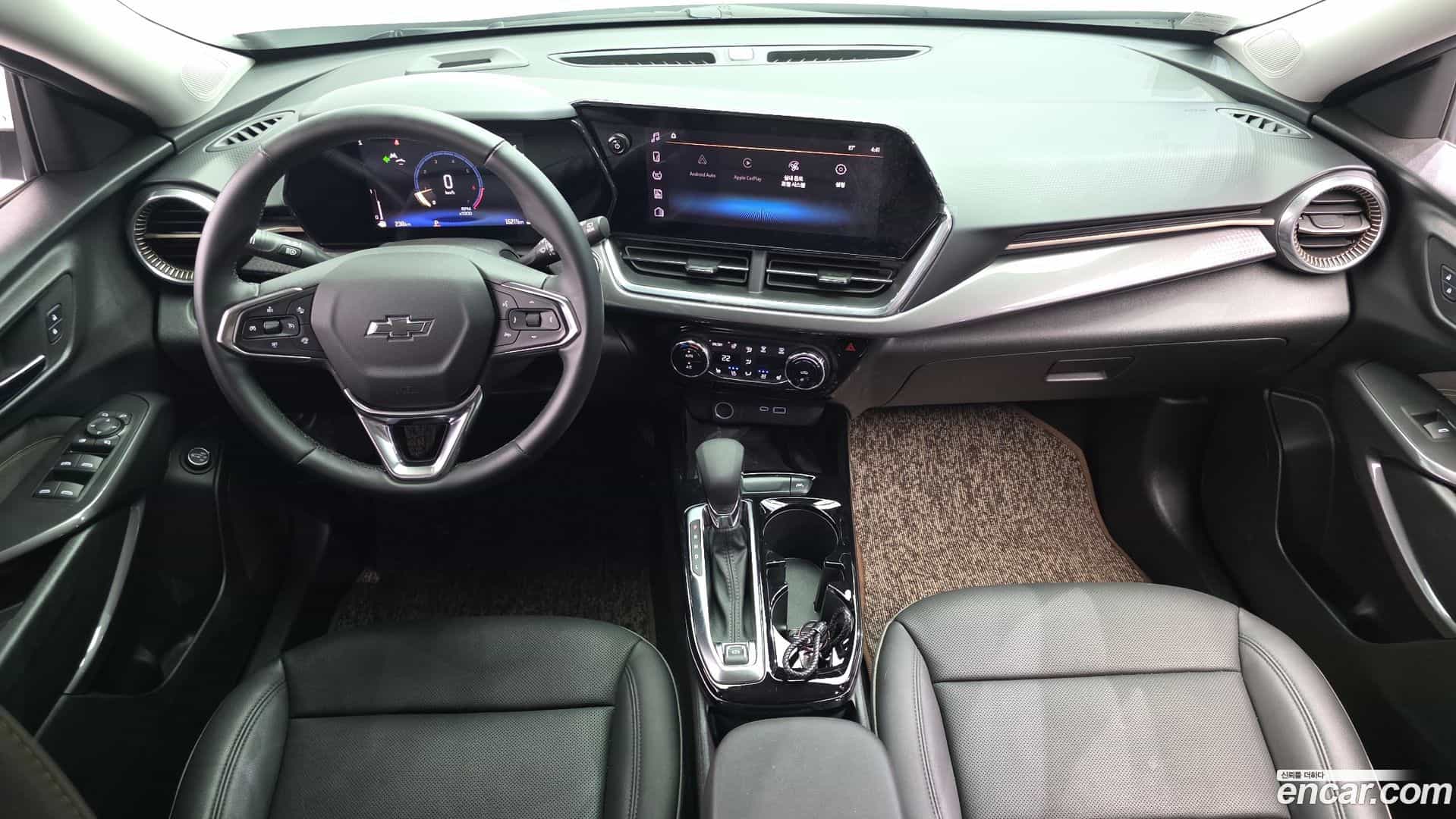 Trax Chevrolet 2023.9-INNER-007