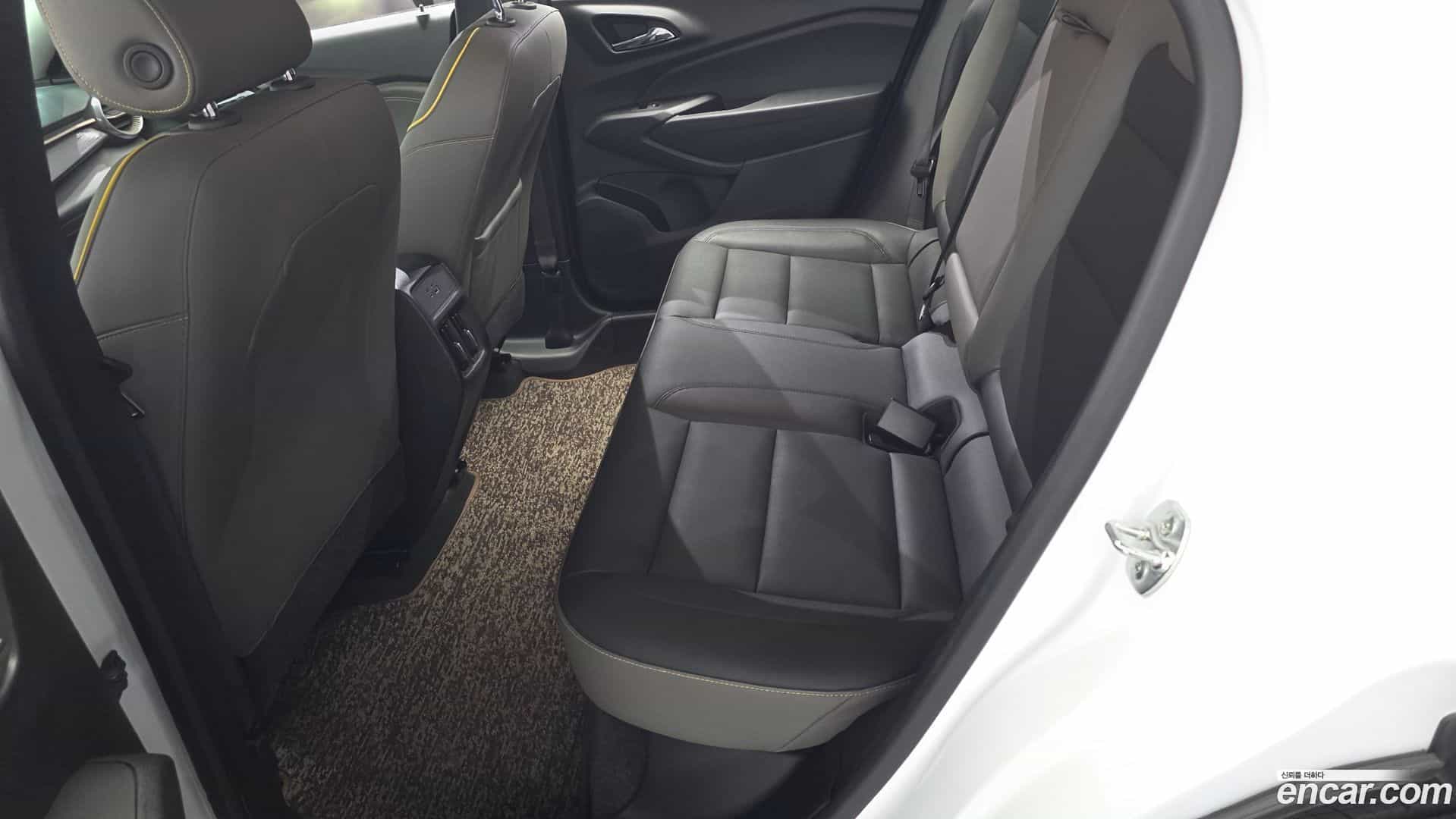 Trax Chevrolet 2023.9-OPTION-016
