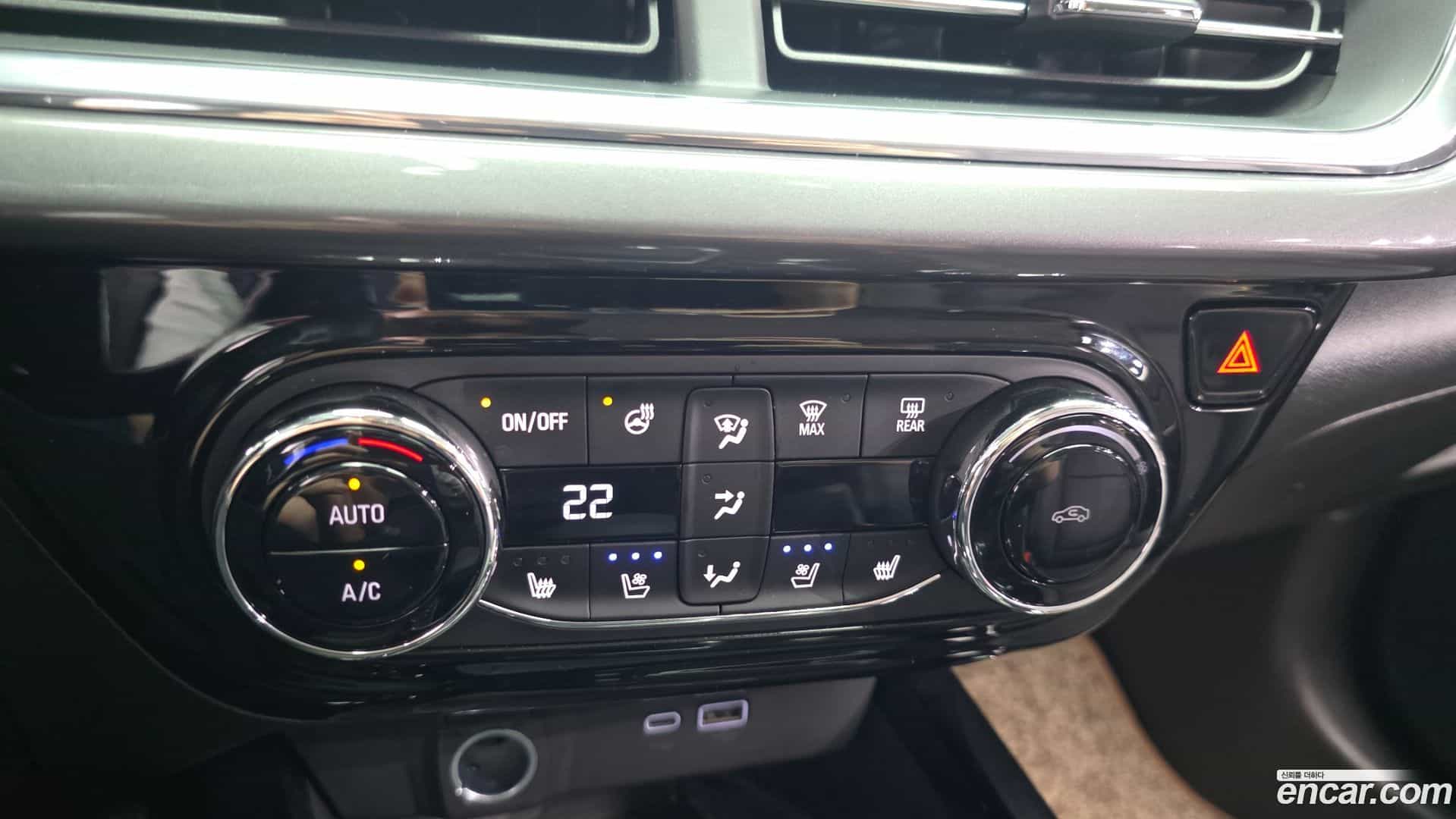 Trax Chevrolet 2023.9-OPTION-022