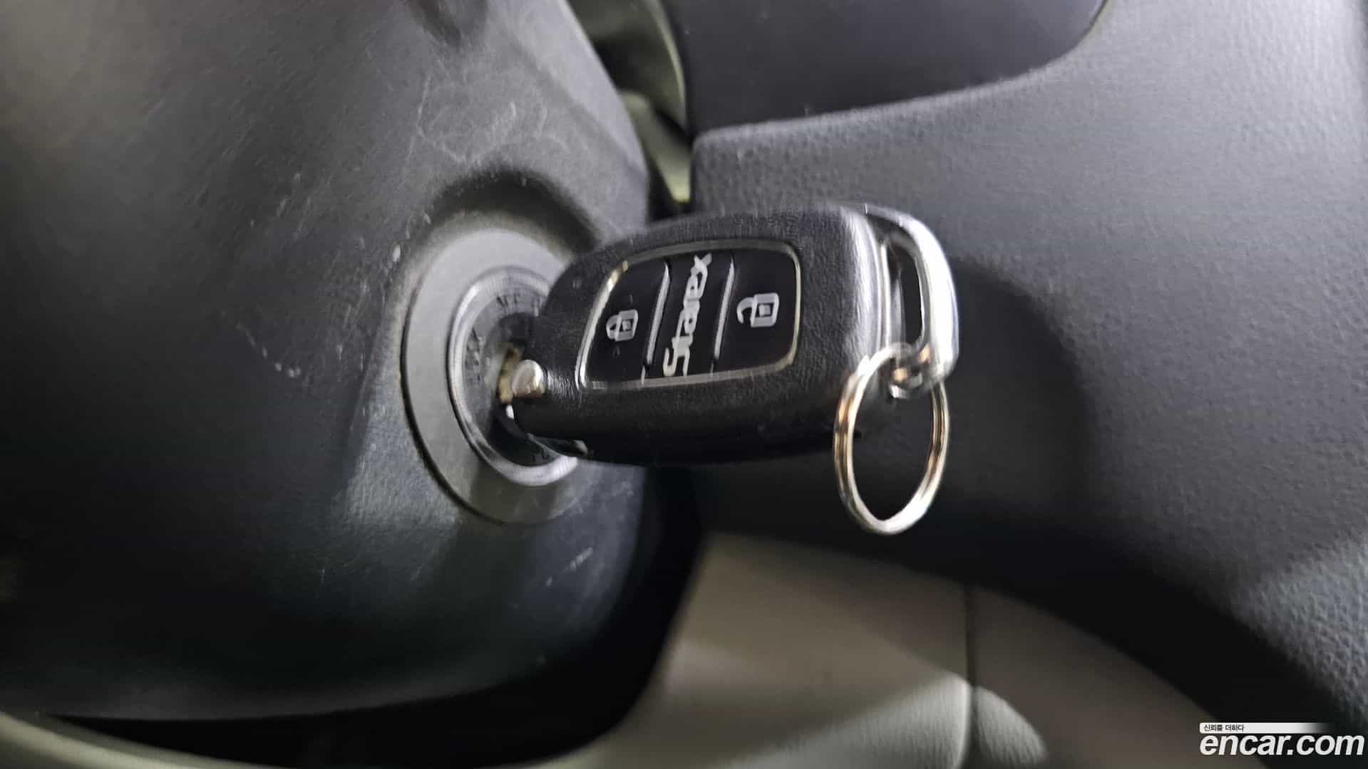 Starex Hyundai 2019.6-OPTION-019