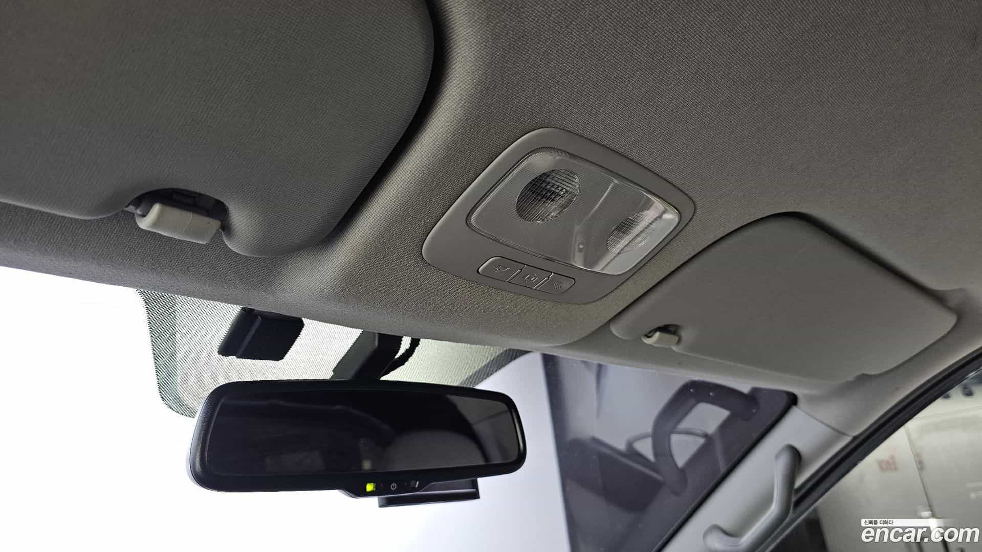 Starex Hyundai 2019.6-OPTION-023